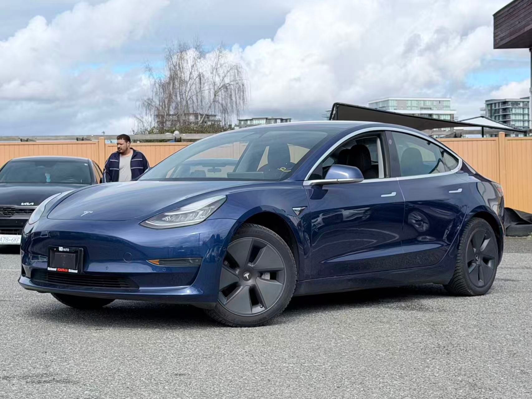 2020 Tesla Model 3 Standard Range Plus/ CLEAN TITLE/ BC LOCAL, 温哥华, 全款车