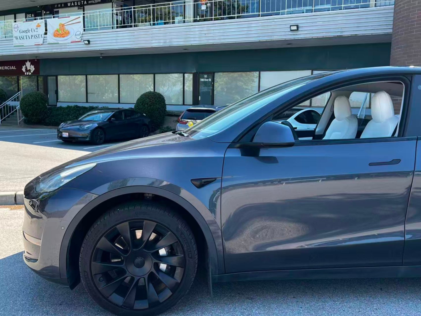 2021 Tesla Model Y Long Range AWD, Vancouver, Cash