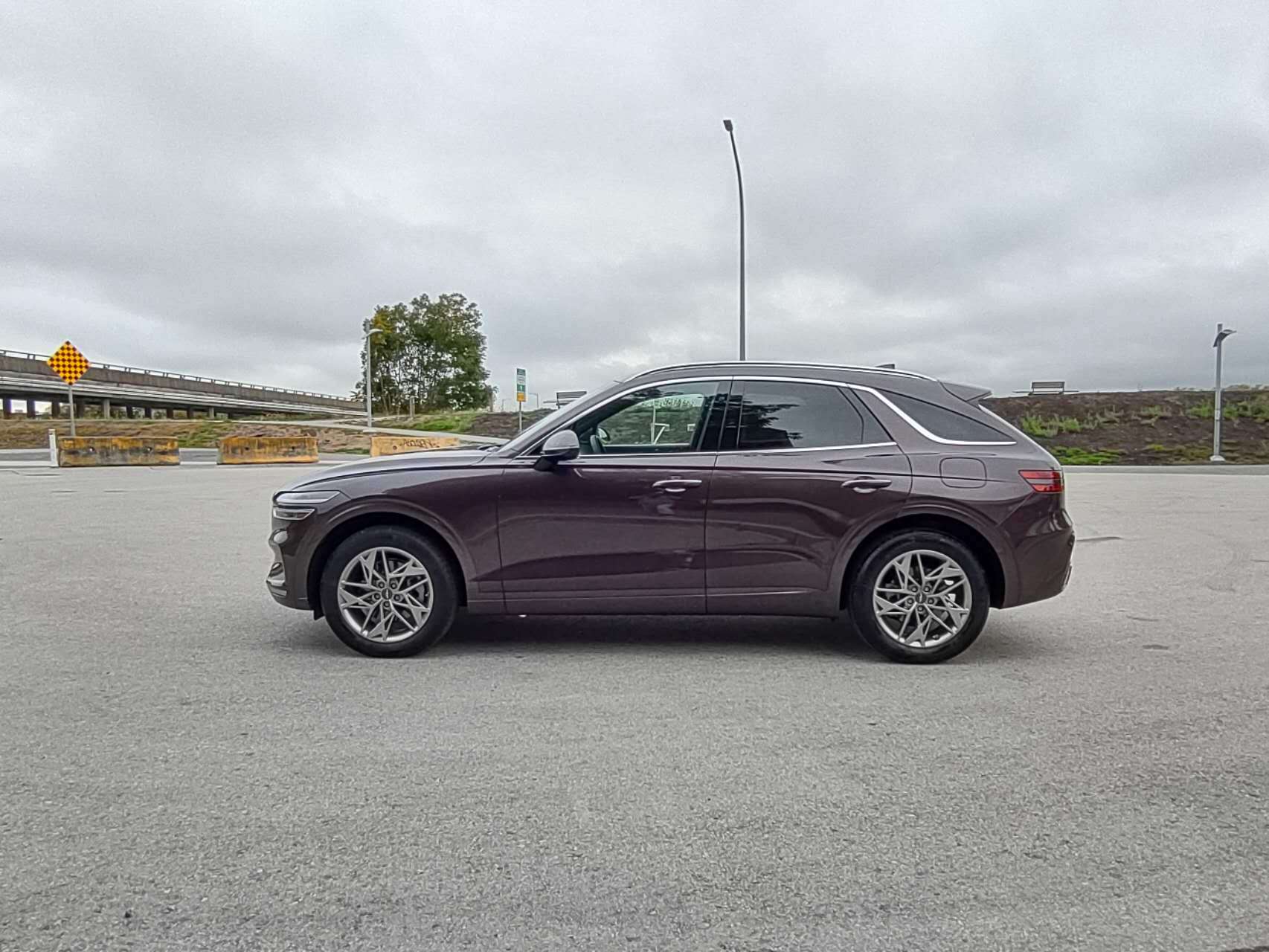 2022 Genesis GV70 2.5T Advanced Plus AWD, Vancouver, Cash