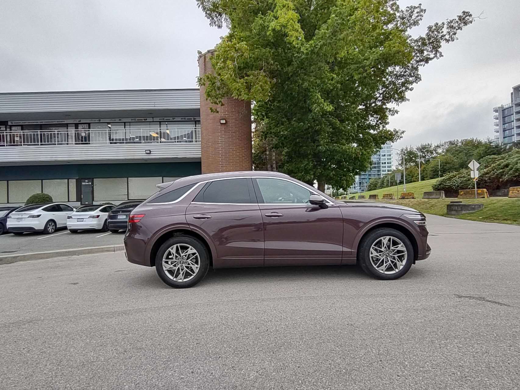 2022 Genesis GV70 2.5T Advanced Plus AWD, Vancouver, Cash