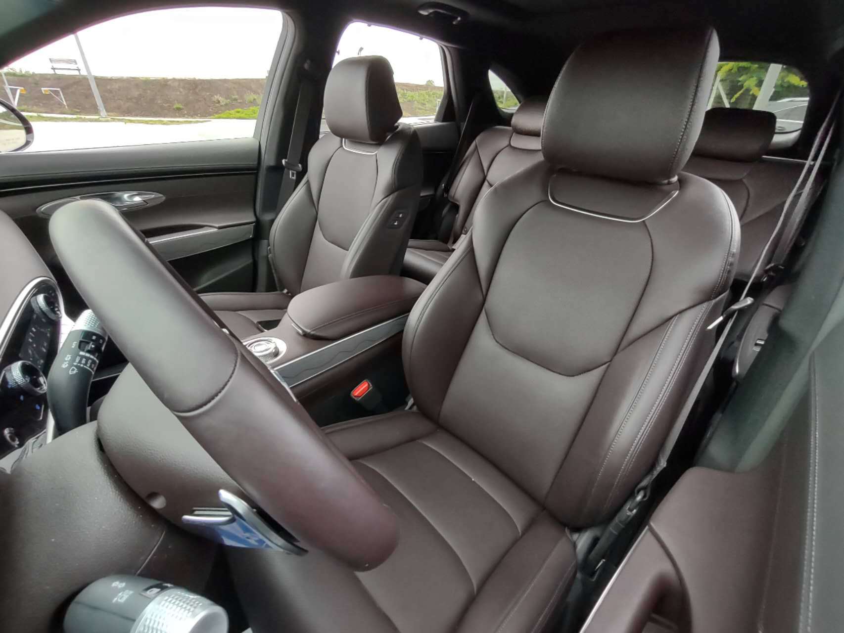 2022 Genesis GV70 2.5T Advanced Plus AWD, Vancouver, Cash