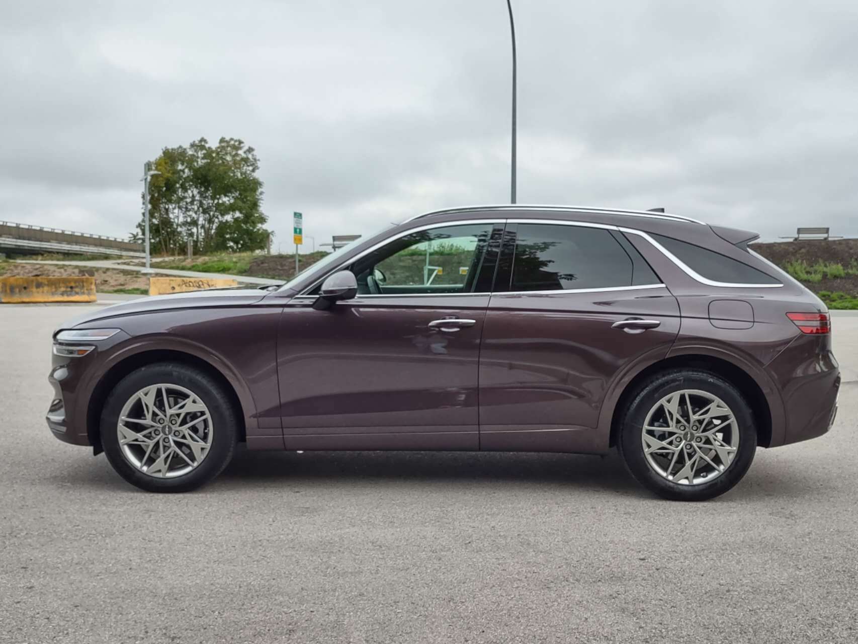 2022 Genesis GV70 2.5T Advanced Plus AWD, Vancouver, Cash