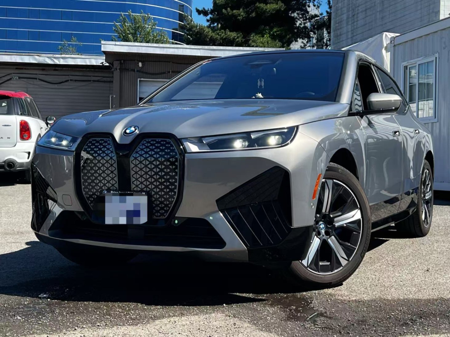 2023 BMW IX XDrive40 Sports Activity Vehicle, Vancouver, Cash