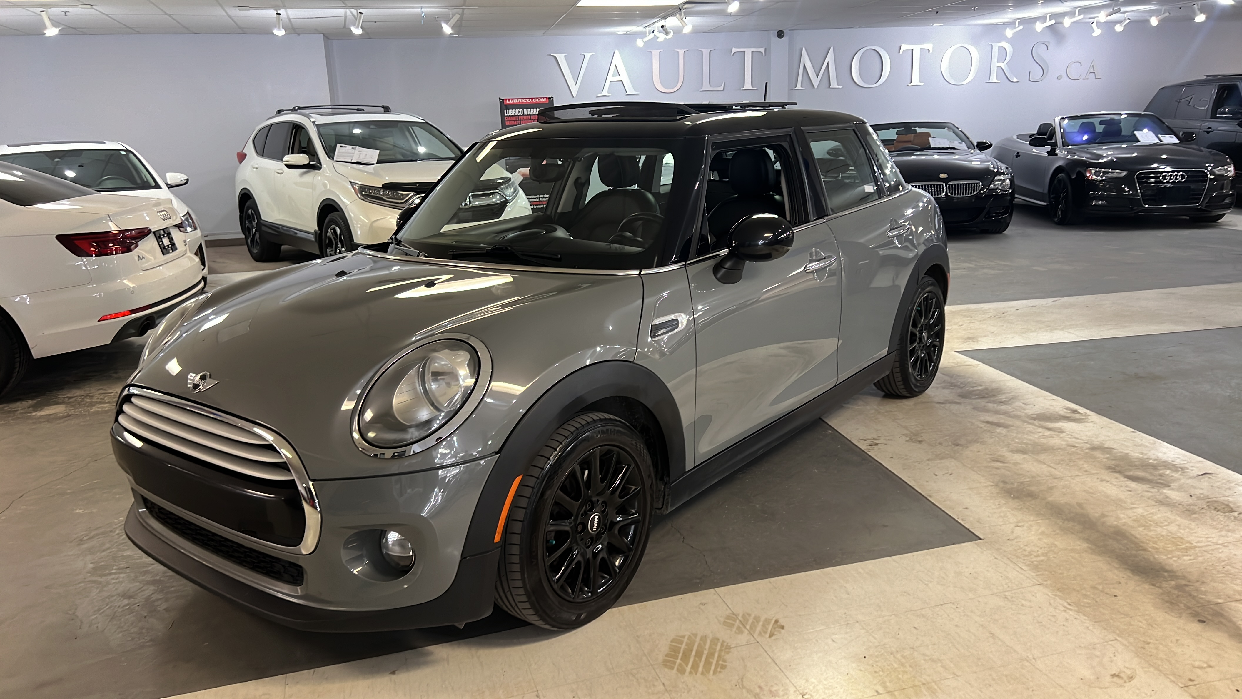 2015 MINI Cooper Hardtop 5 Door