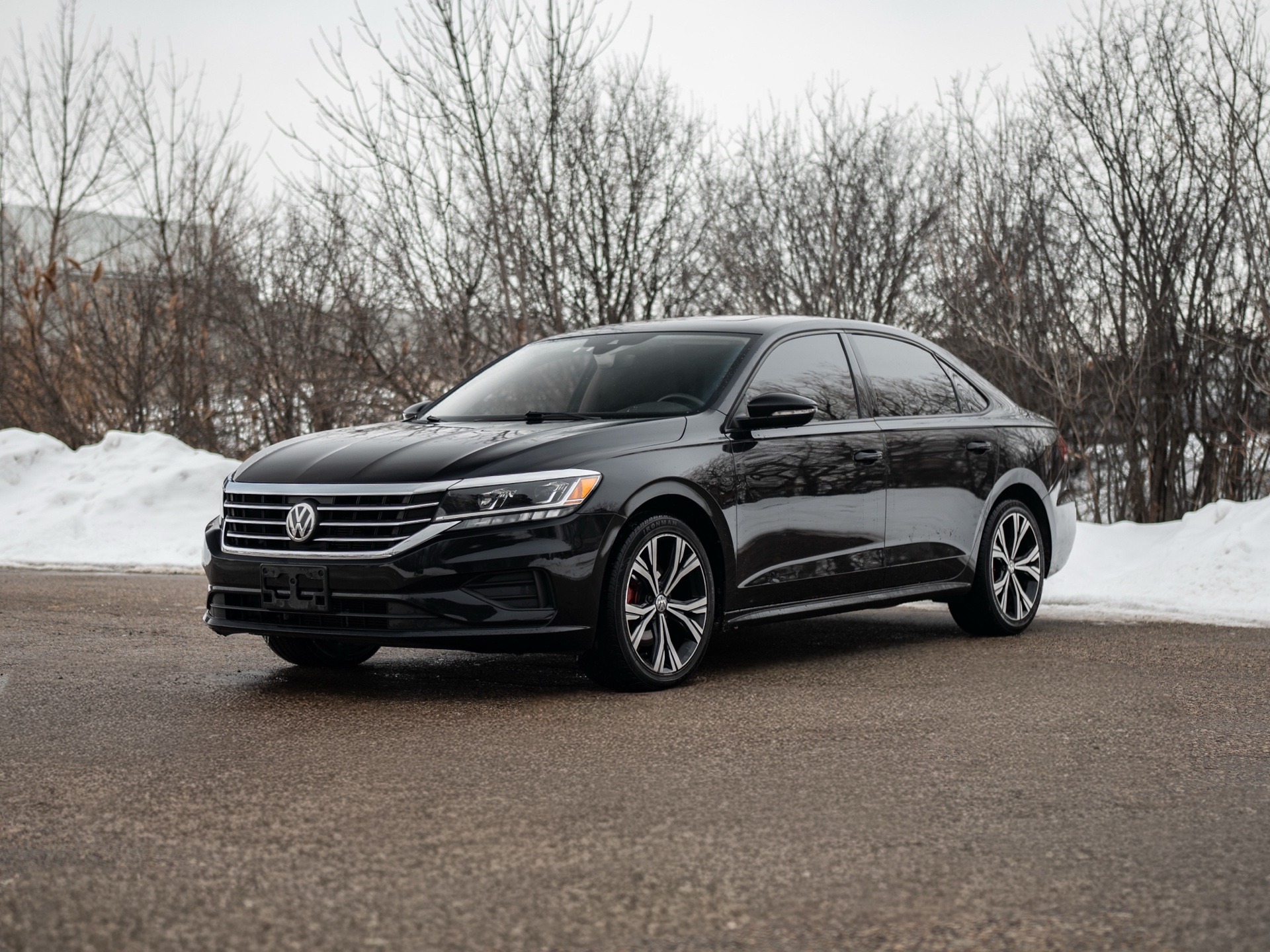 Volkswagen Passat 2.0T Limited Edition FWD