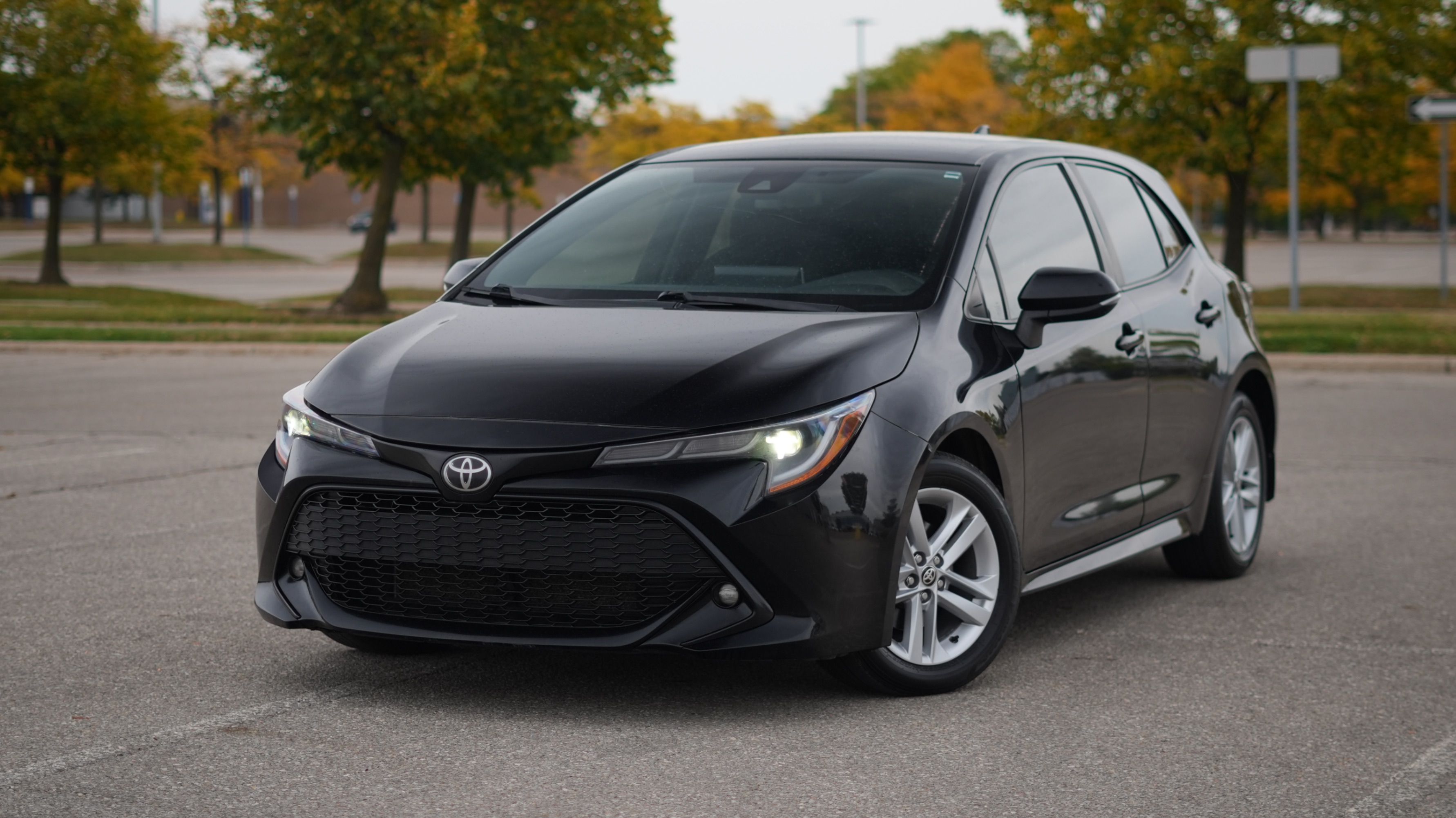 Black 2020 Toyota Corolla Hatchback Hatchback Automatic