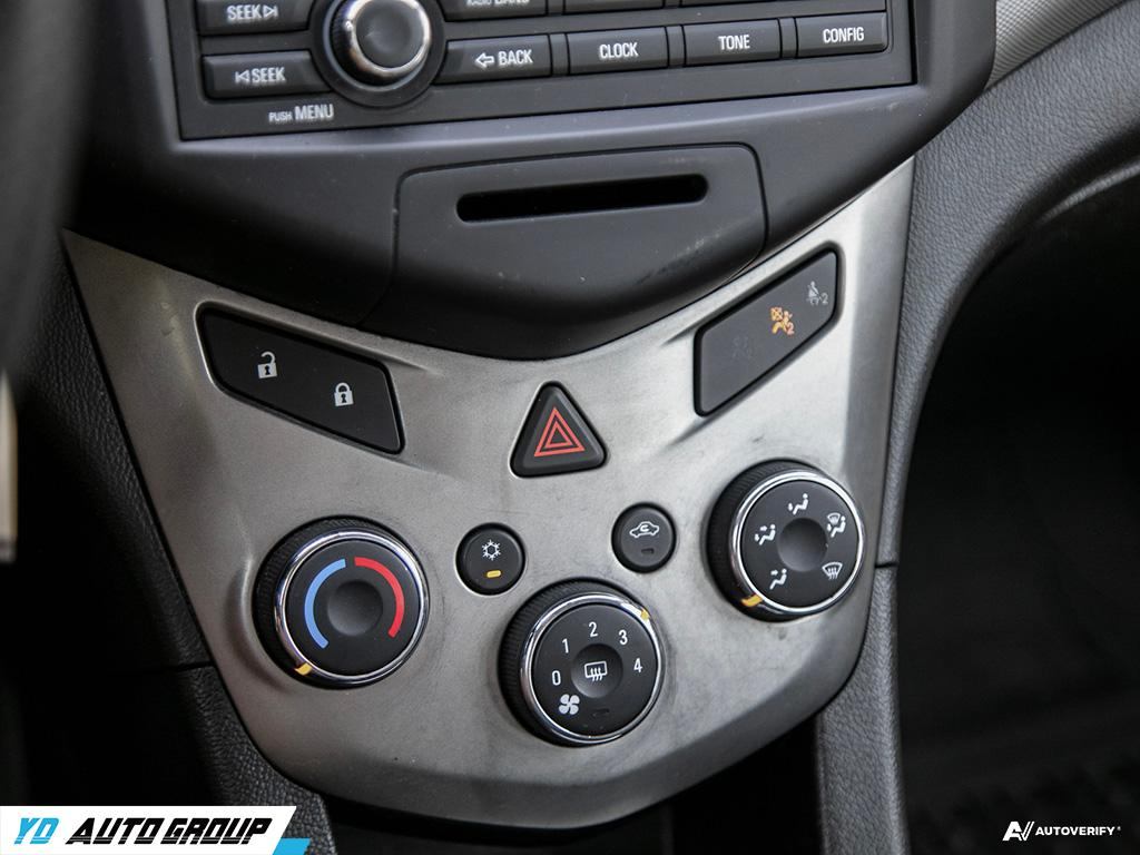 2015 Chevrolet Sonic 4dr Sdn LS Man, 多伦多, 全款车
