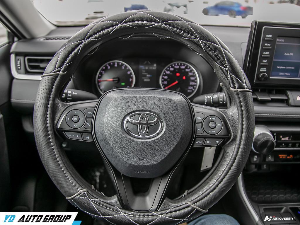 /ydautosalesinc/2020-Toyota-RAV4-741325697315897.jpg