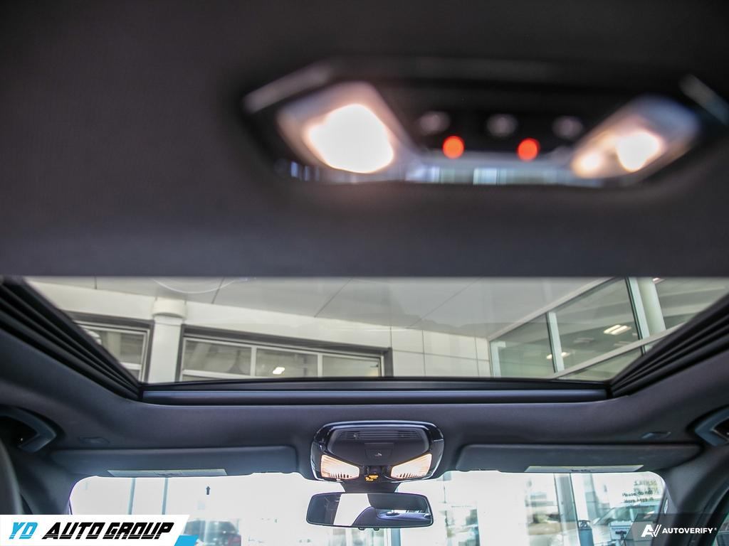 2021 BMW 3 Series 330i xDrive Sedan North America, Toronto, Cash