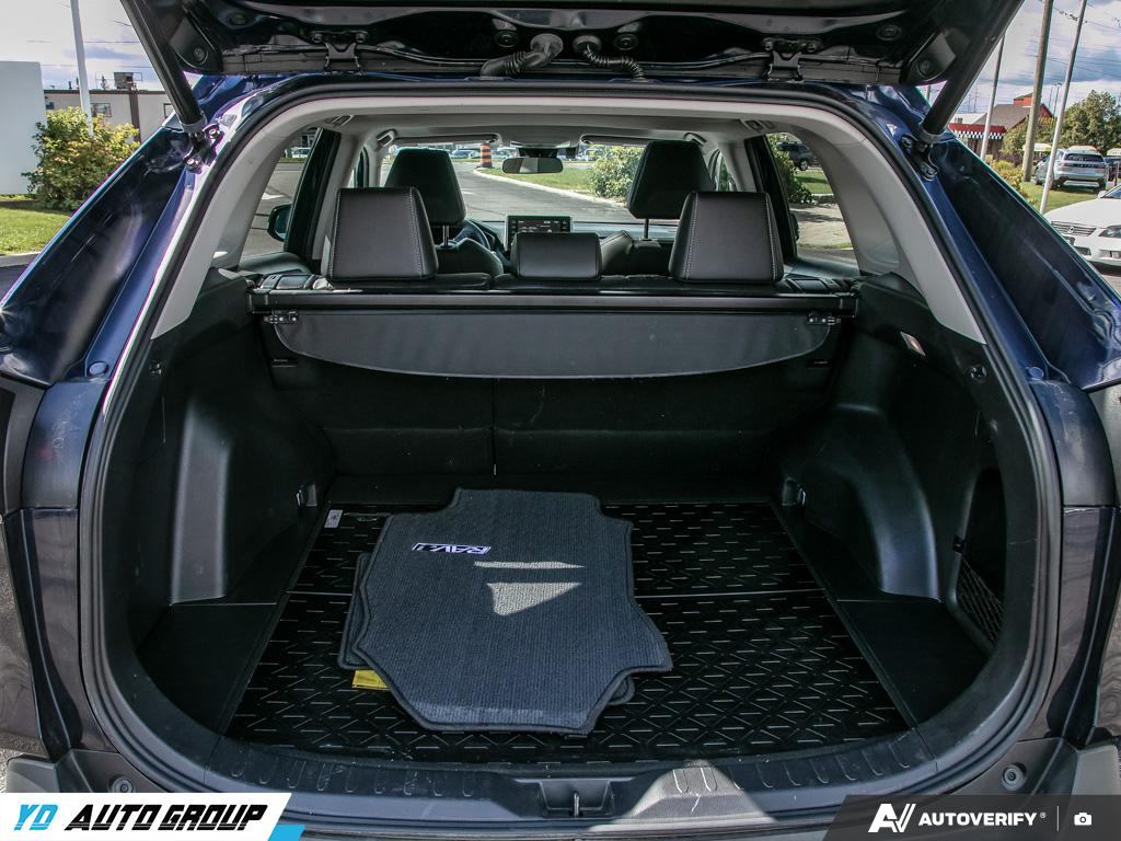 2022 Toyota RAV4 XLE AWD, Toronto, Cash