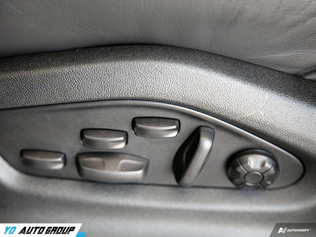 2024 Porsche Cayenne E-Hybrid AWD, Toronto, Cash