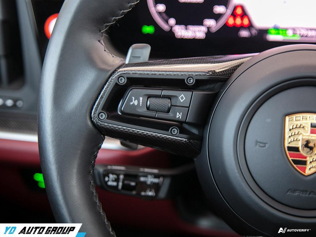 2024 Porsche Cayenne E-Hybrid AWD, Toronto, Cash
