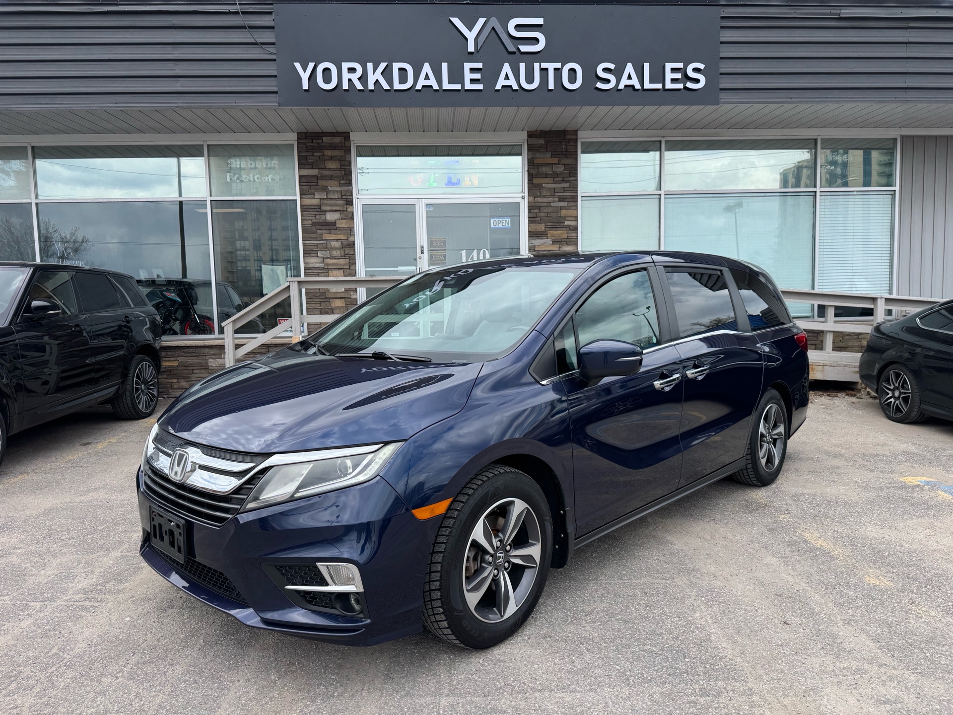 2018 Honda Odyssey EX-L FWD with DVD