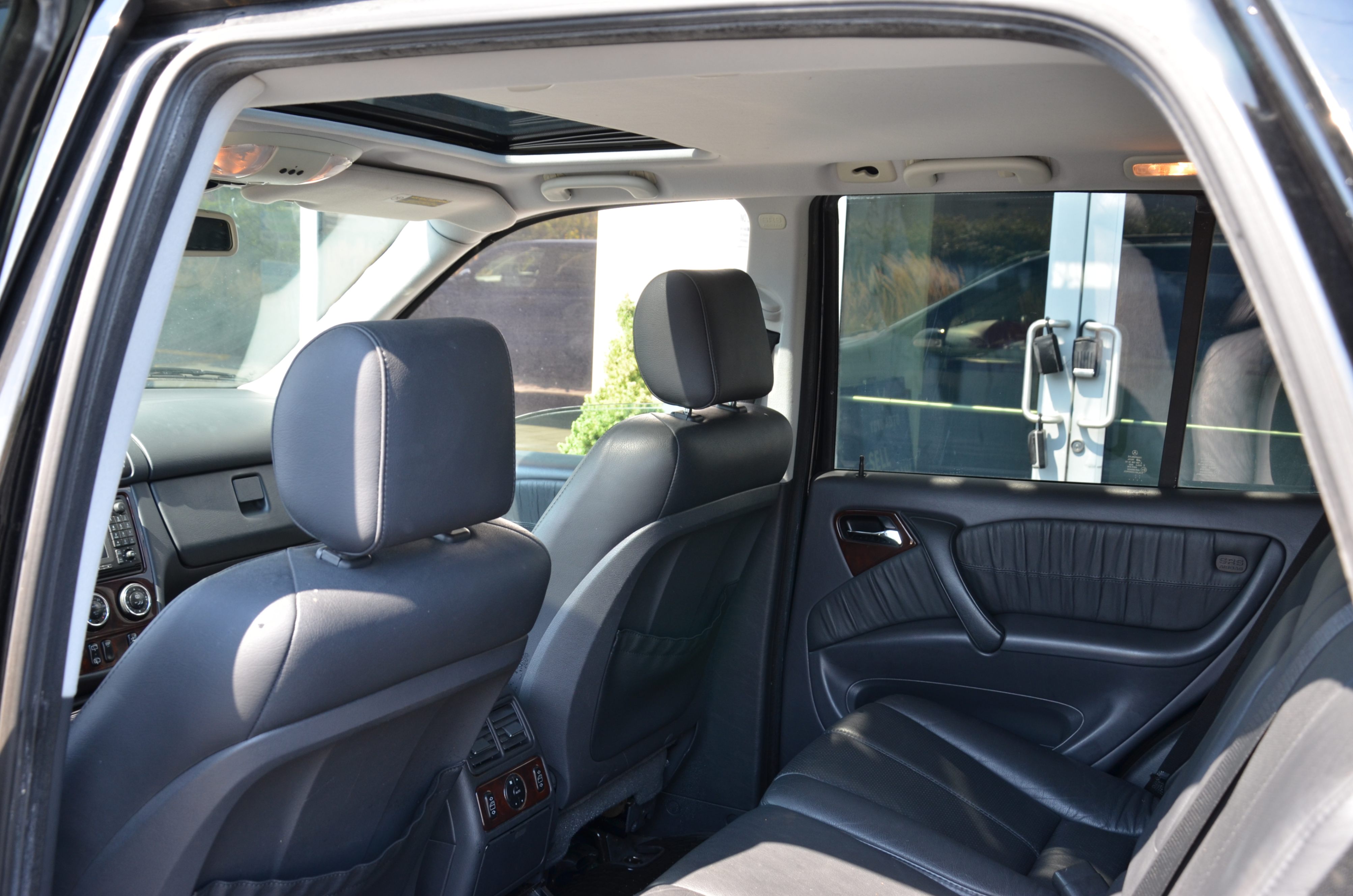 2003 Mercedes-Benz M-Class 4dr 4MATIC 3.7L Classic, 温哥华, 全款车
