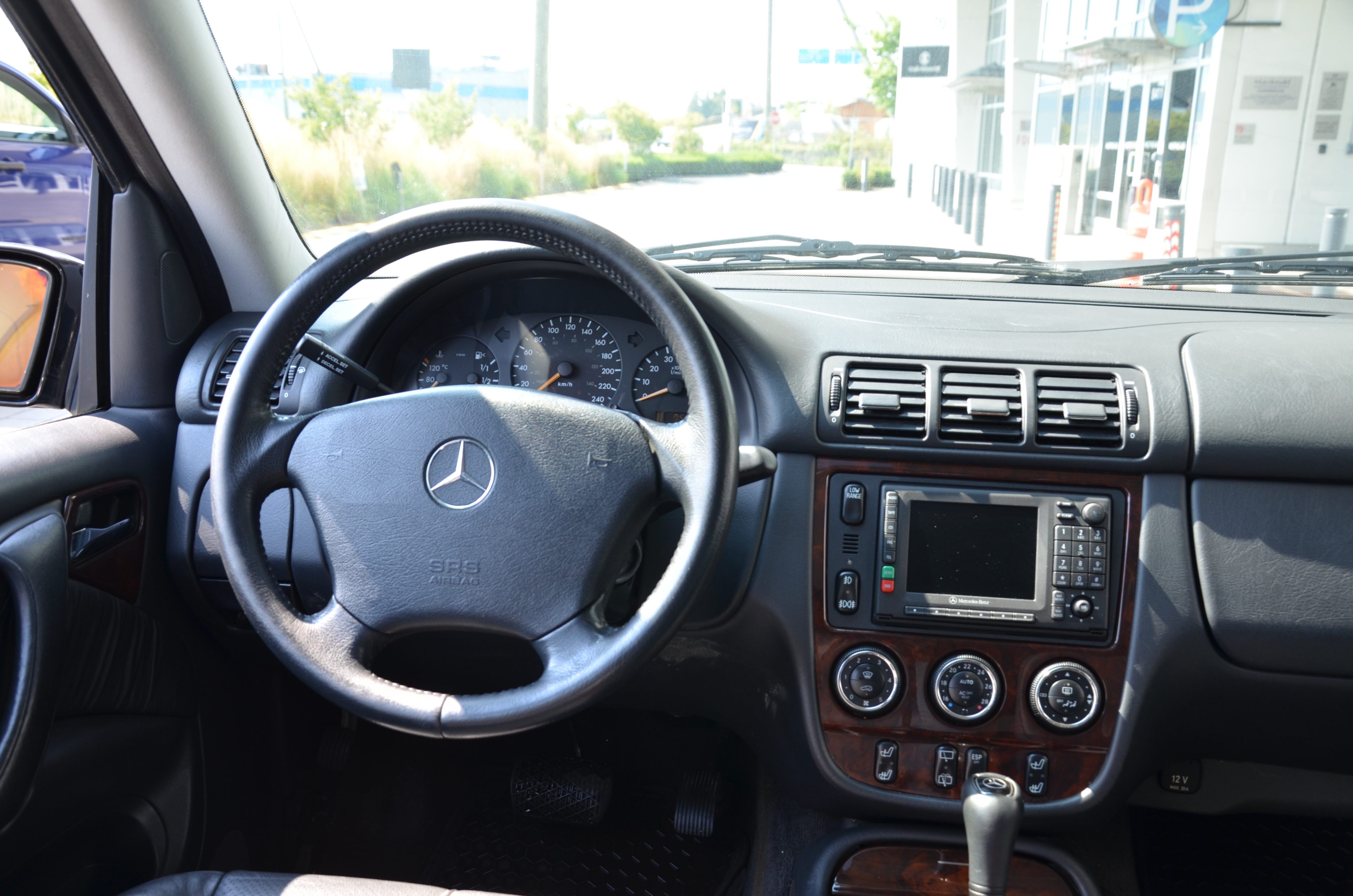 2003 Mercedes-Benz M-Class 4dr 4MATIC 3.7L Classic, 温哥华, 全款车