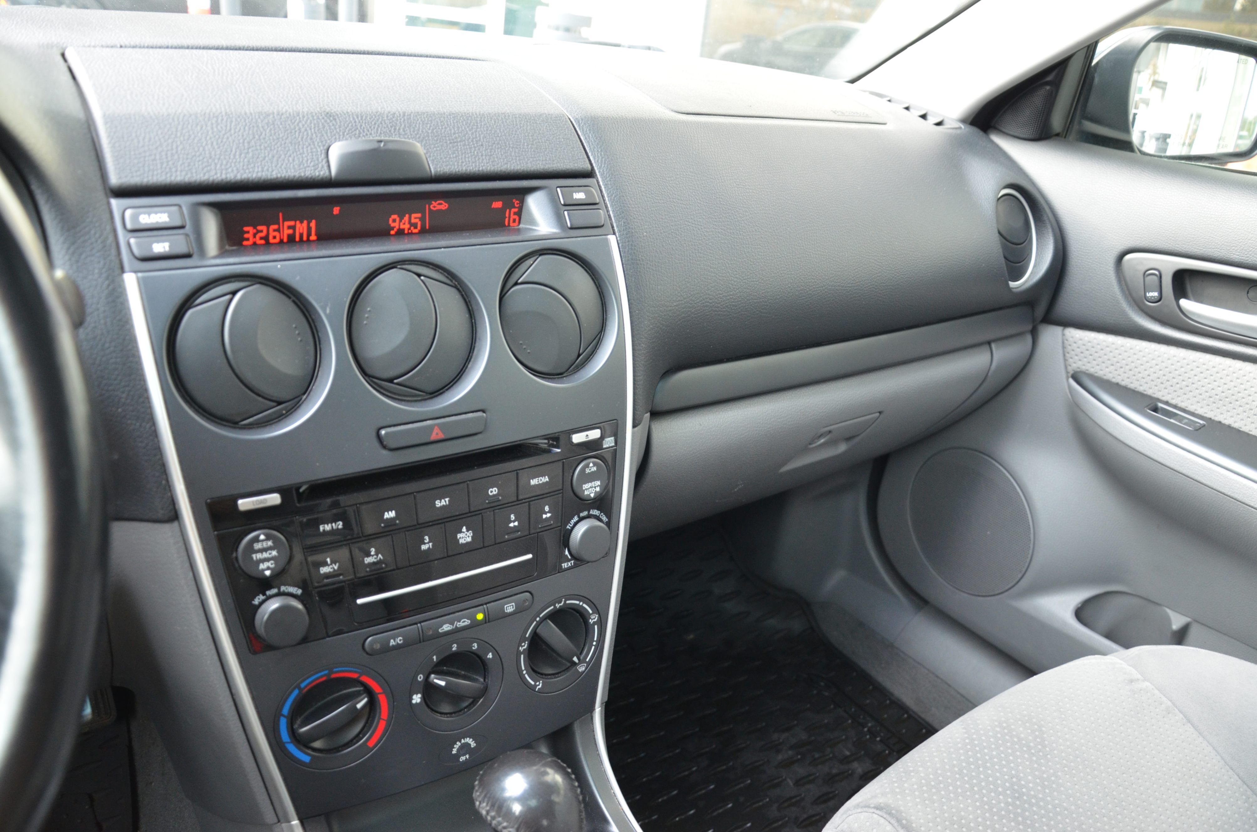 2006 Mazda Mazda6 5dr Sport Wgn GS V6, Vancouver, Cash