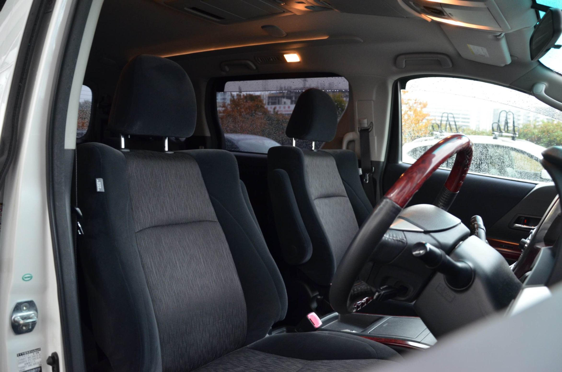 2008 Toyota Alphard FWD, 温哥华, 全款车