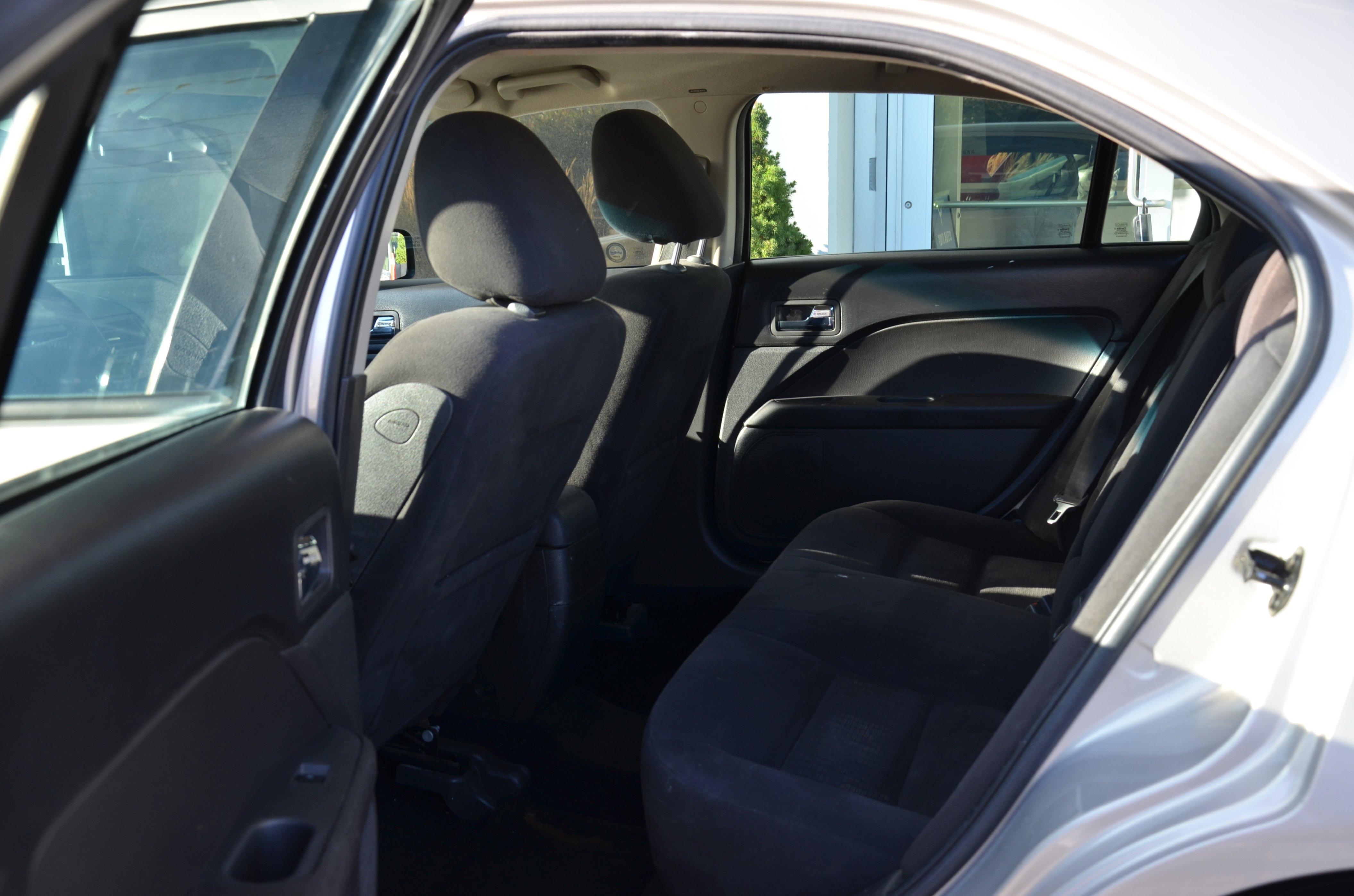 2009 Ford Fusion 4dr Sdn I4 SE FWD, Vancouver, Cash
