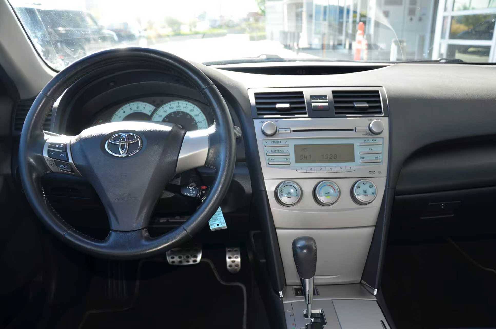 2009 Toyota Camry 4dr Sdn I4 Auto LE, Vancouver, Cash