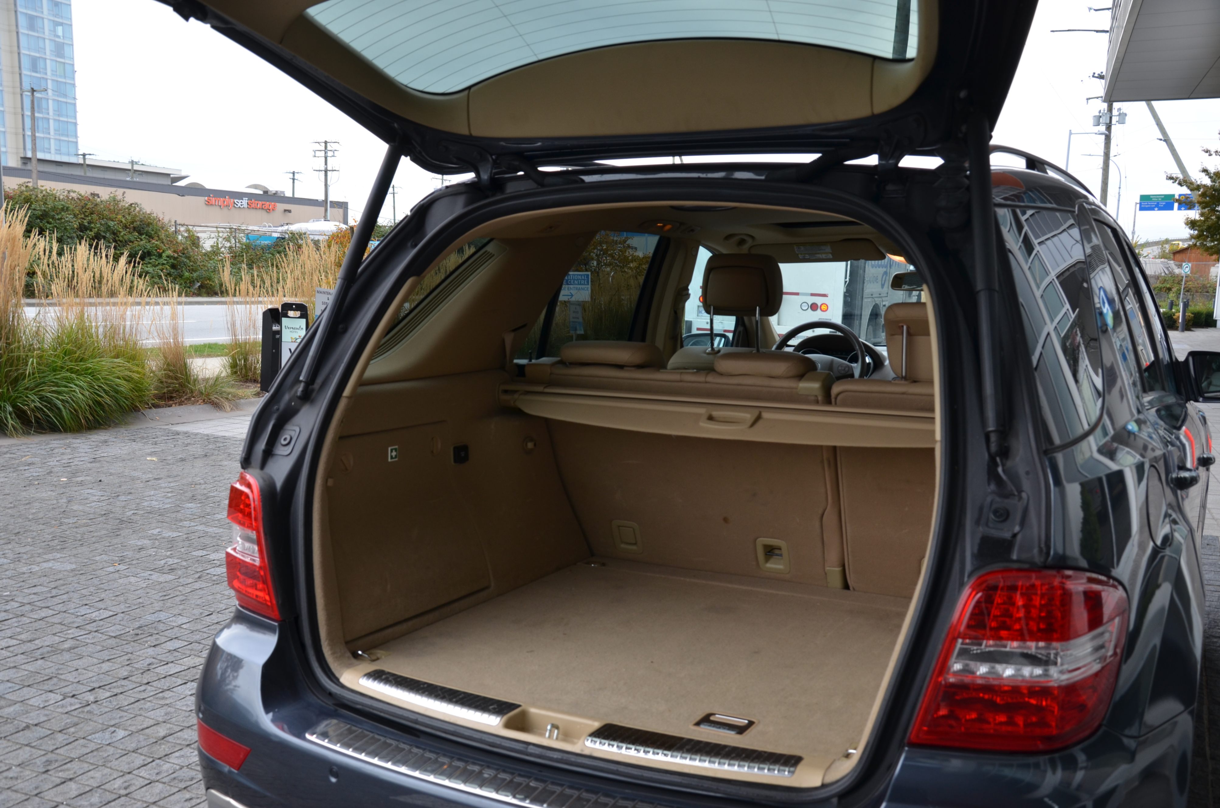 2010 Mercedes-Benz M-Class 4MATIC 4dr ML 350, 温哥华, 全款车