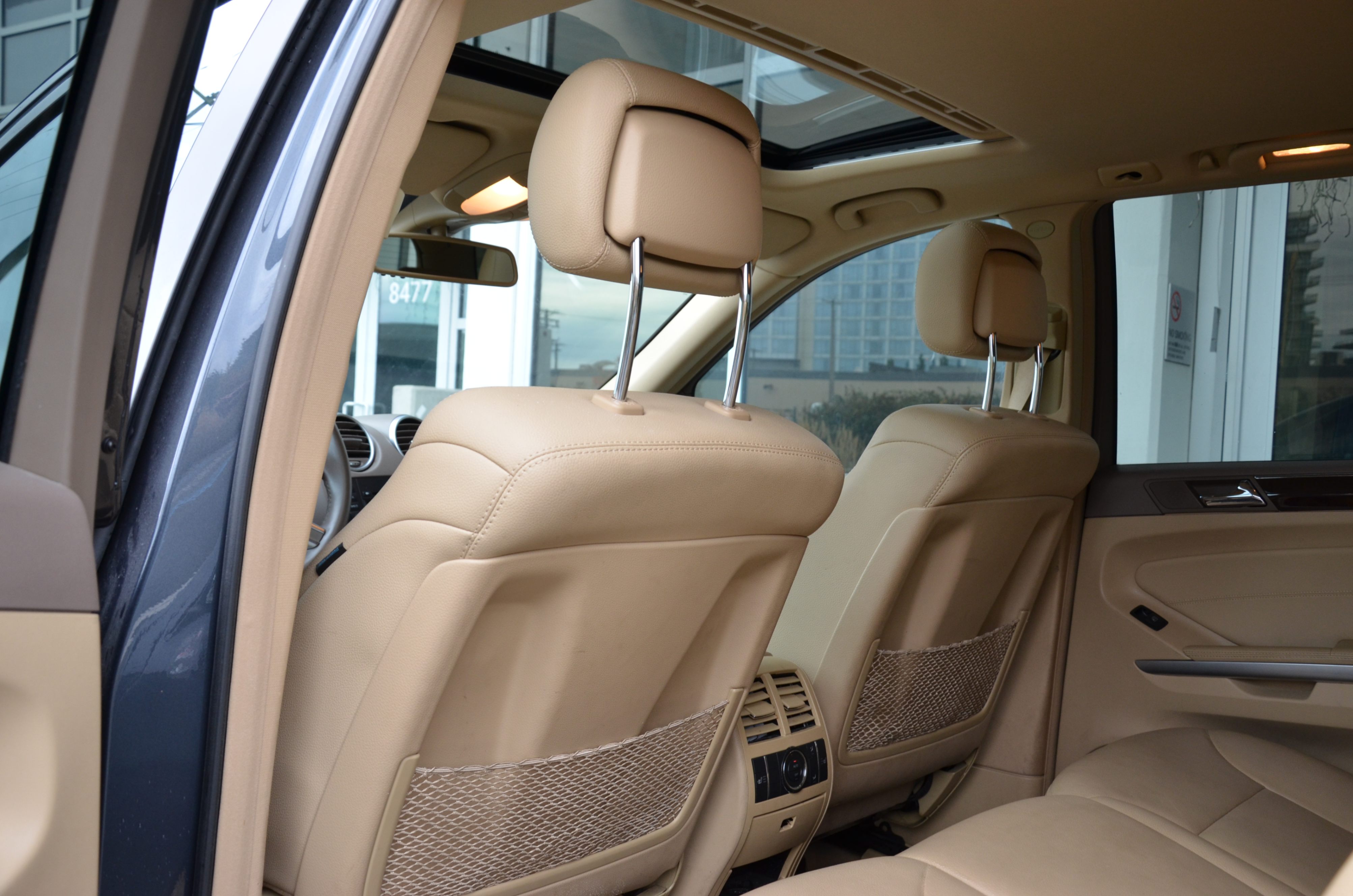 2010 Mercedes-Benz M-Class 4MATIC 4dr ML 350, 温哥华, 全款车