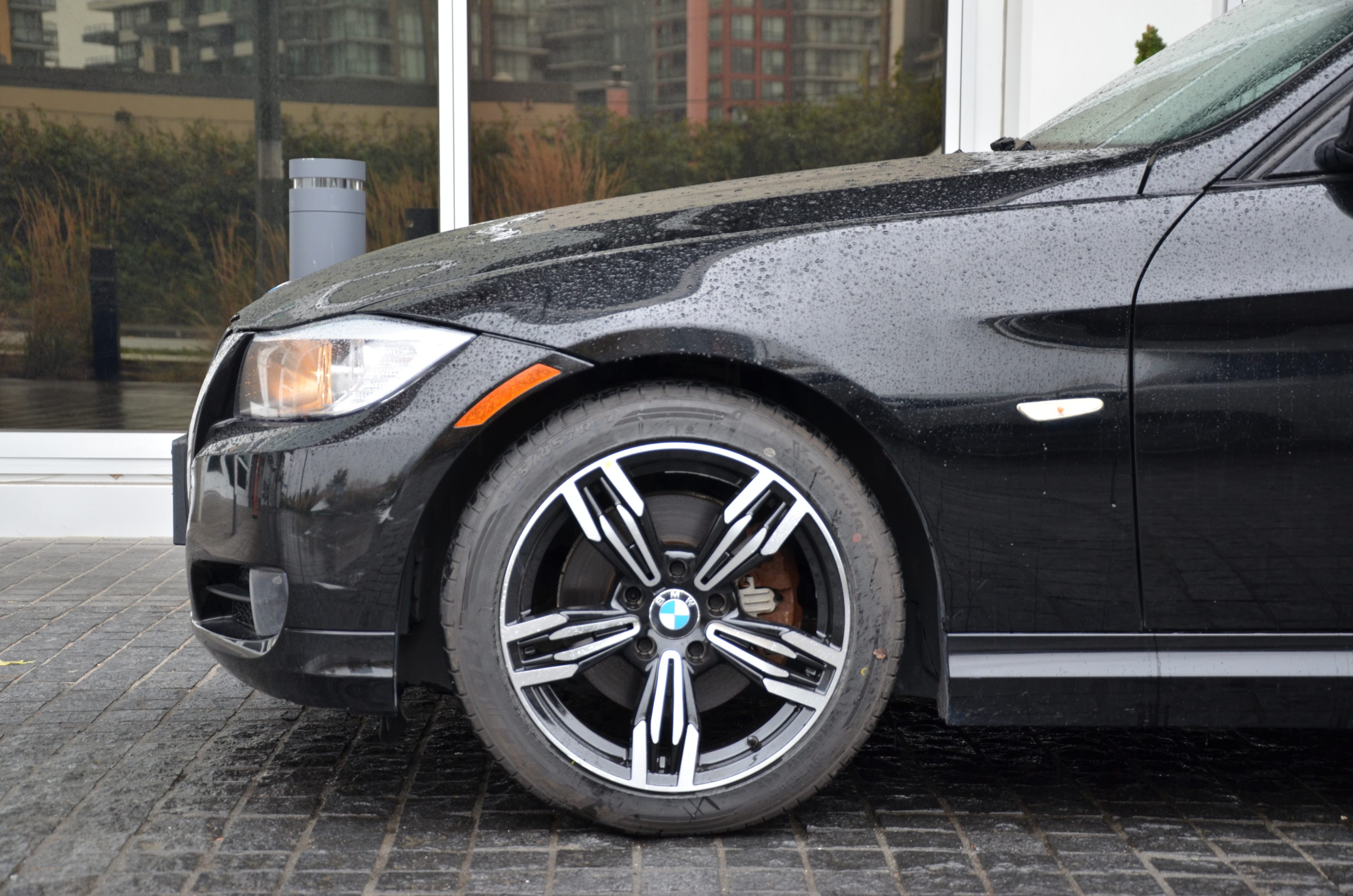 2011 BMW 3 Series 4dr Sdn 323i RWD, Vancouver, Cash