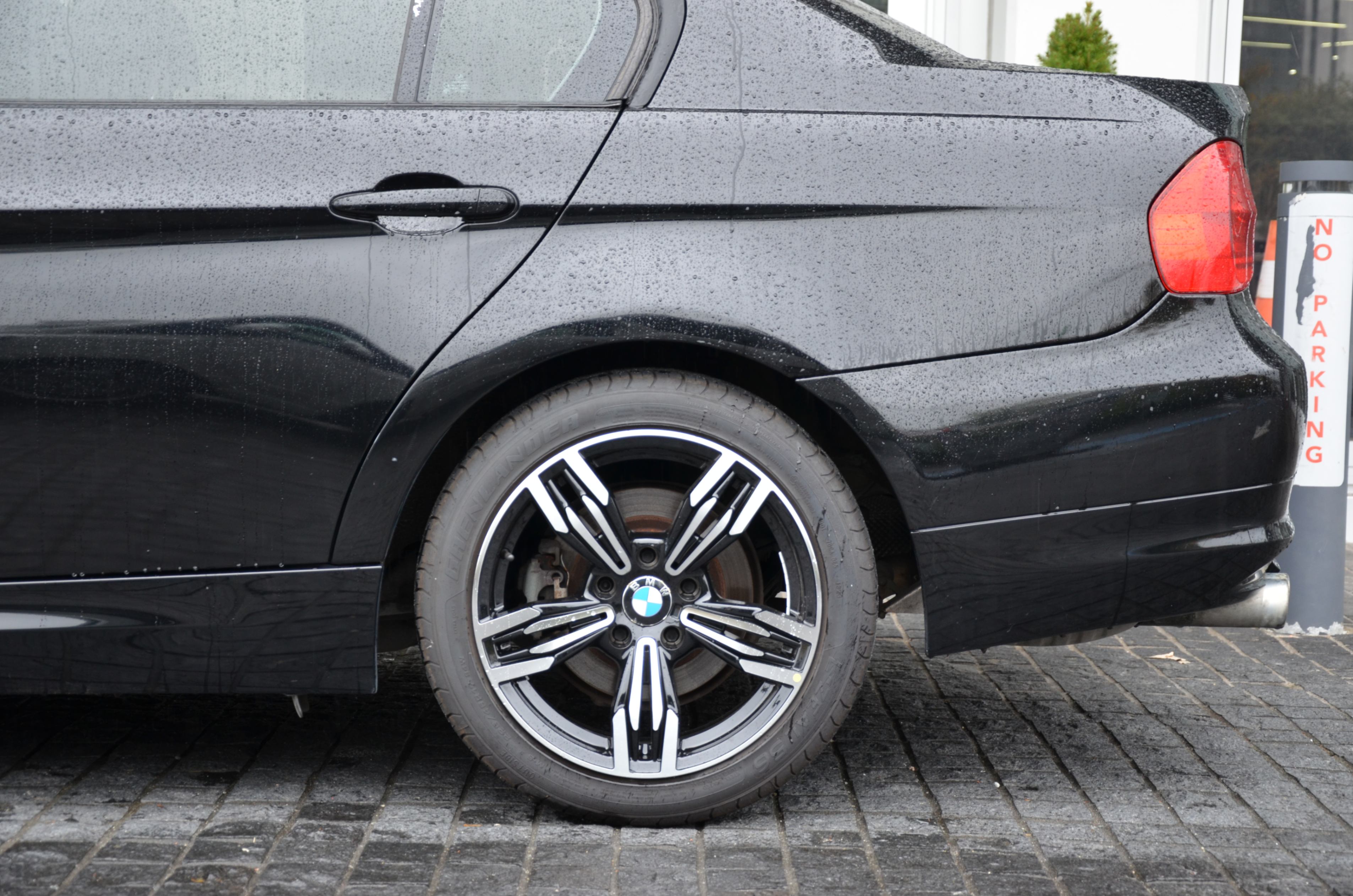 2011 BMW 3 Series 4dr Sdn 323i RWD, Vancouver, Cash