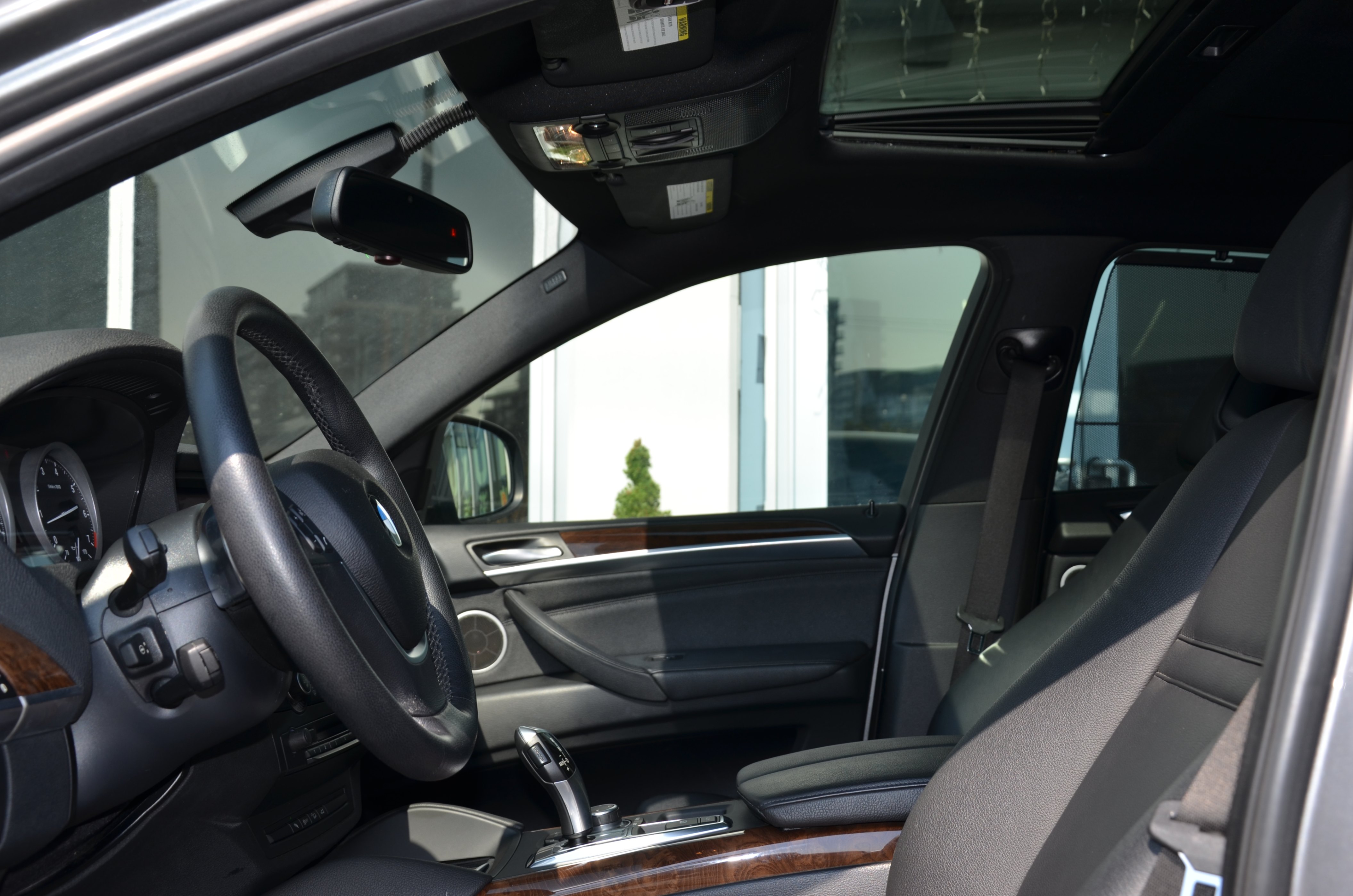 2011 BMW X6 AWD 4dr 50i, Vancouver, Cash