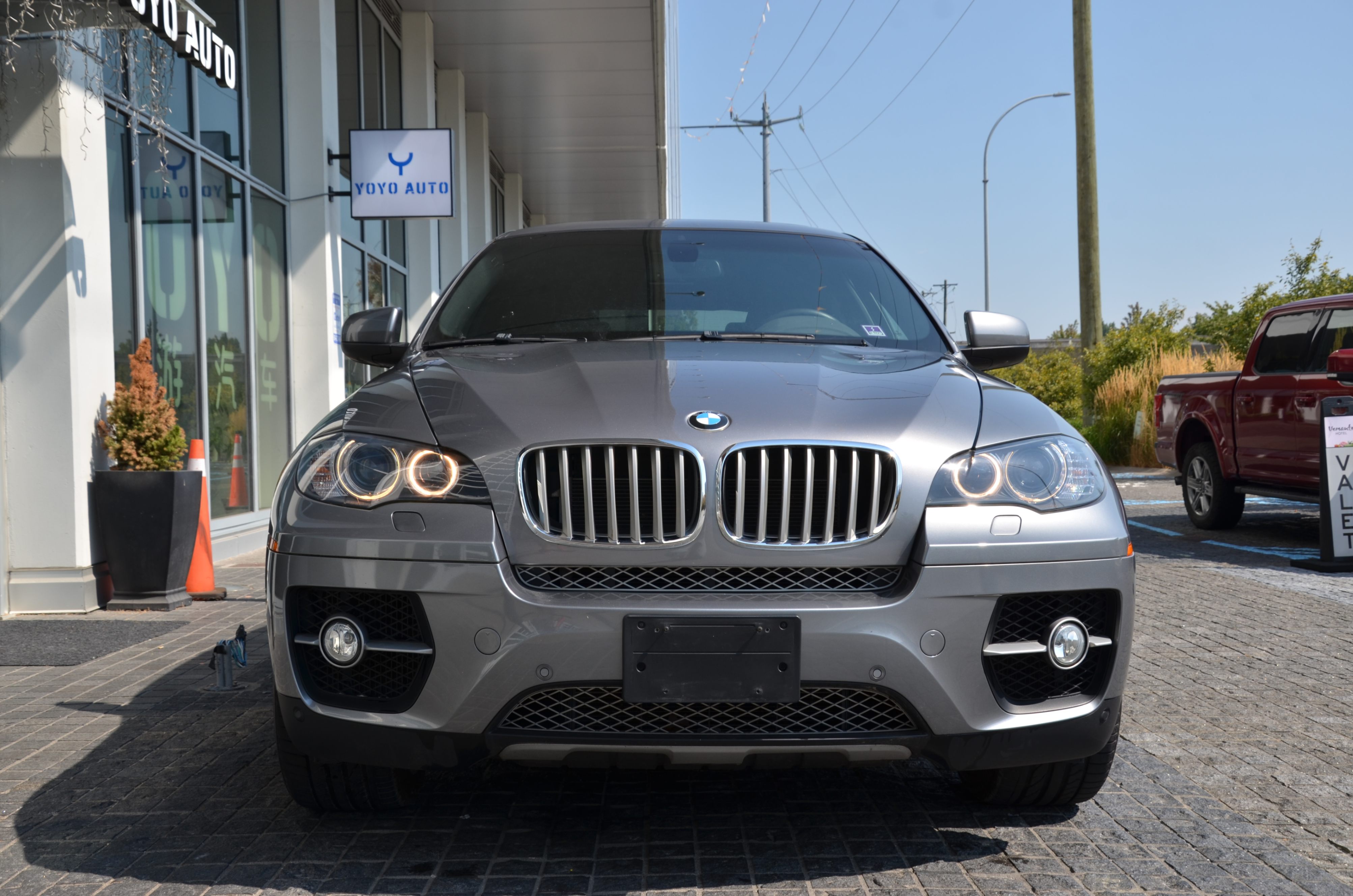 2011 BMW X6 AWD 4dr 50i, Vancouver, Cash