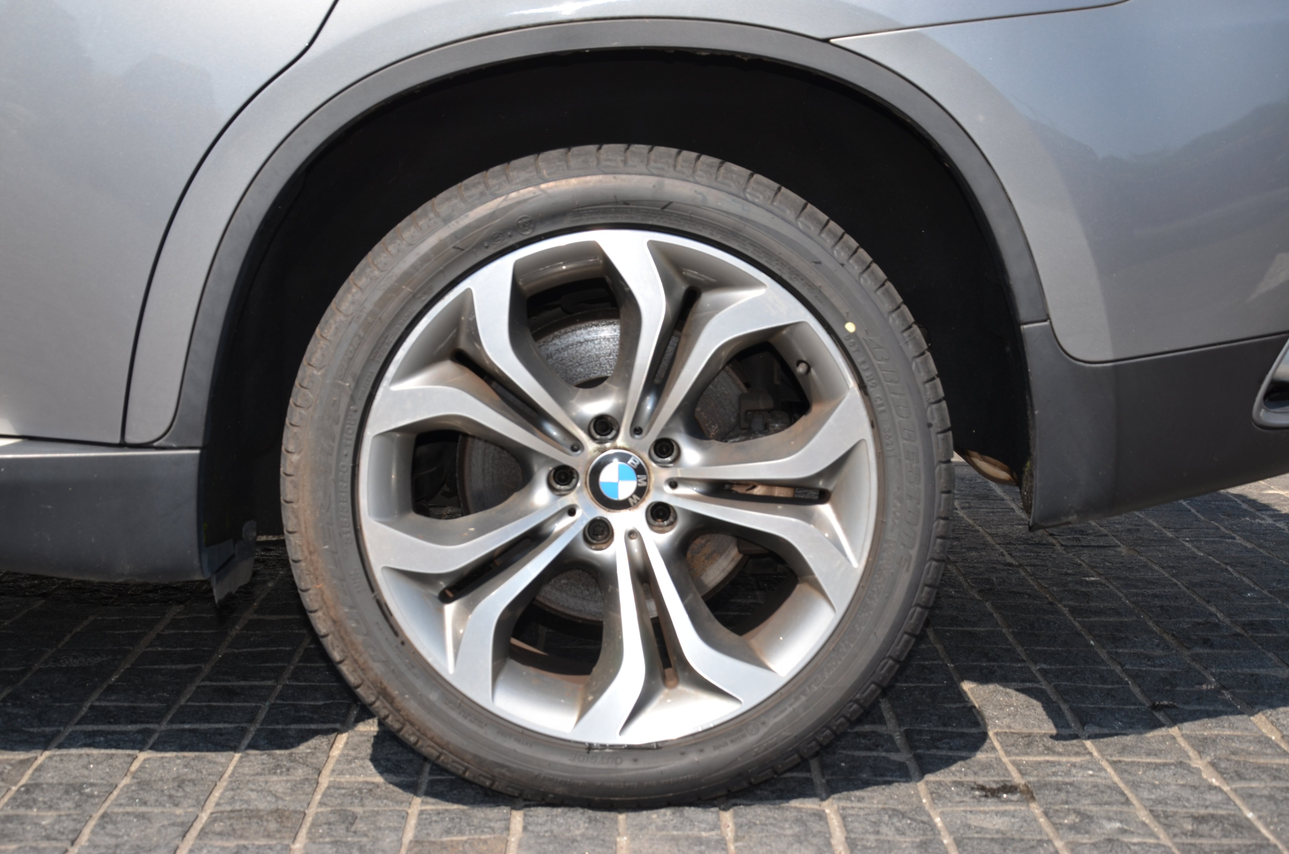 2011 BMW X6 AWD 4dr 50i, Vancouver, Cash