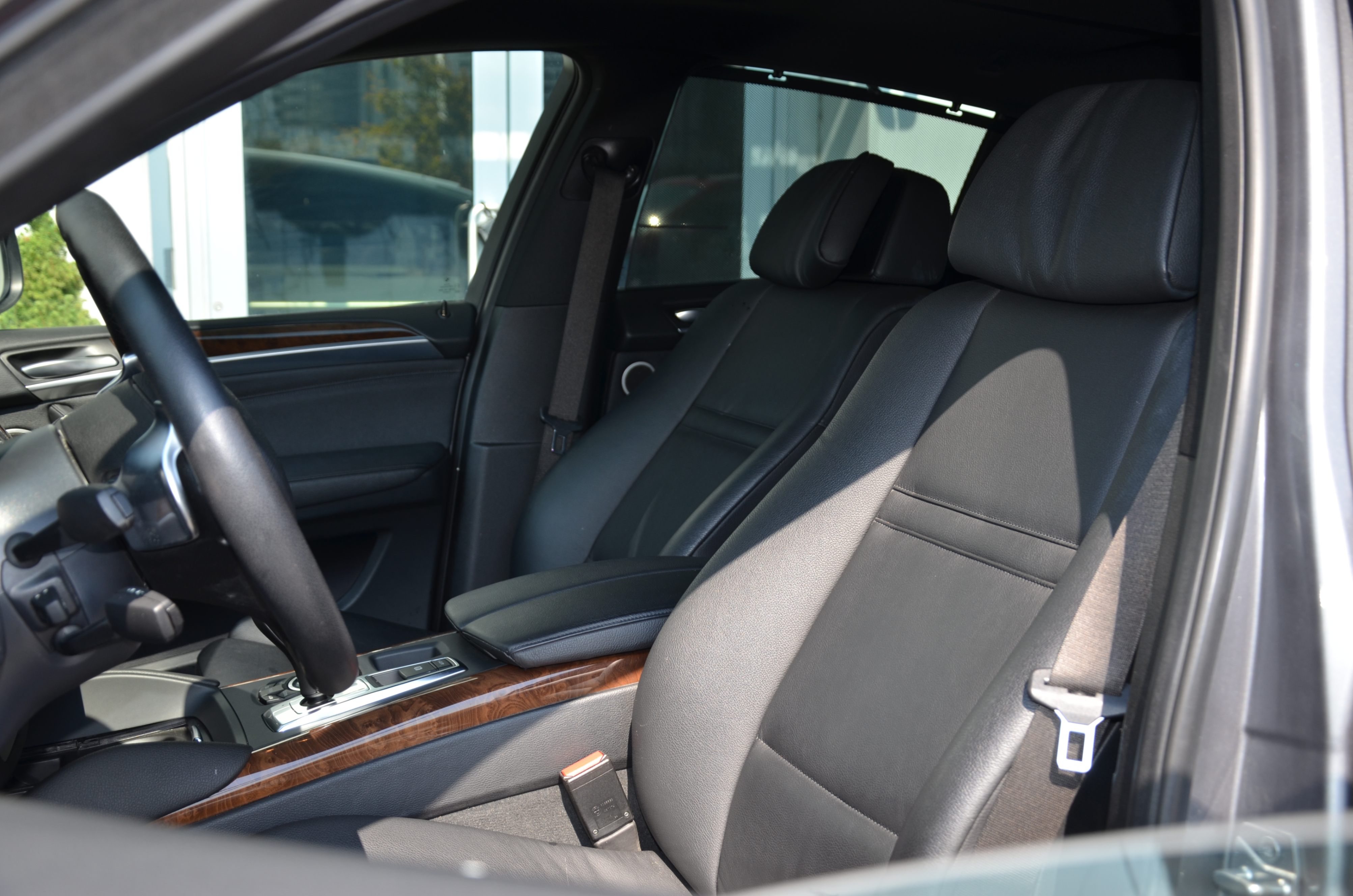 2011 BMW X6 AWD 4dr 50i, Vancouver, Cash