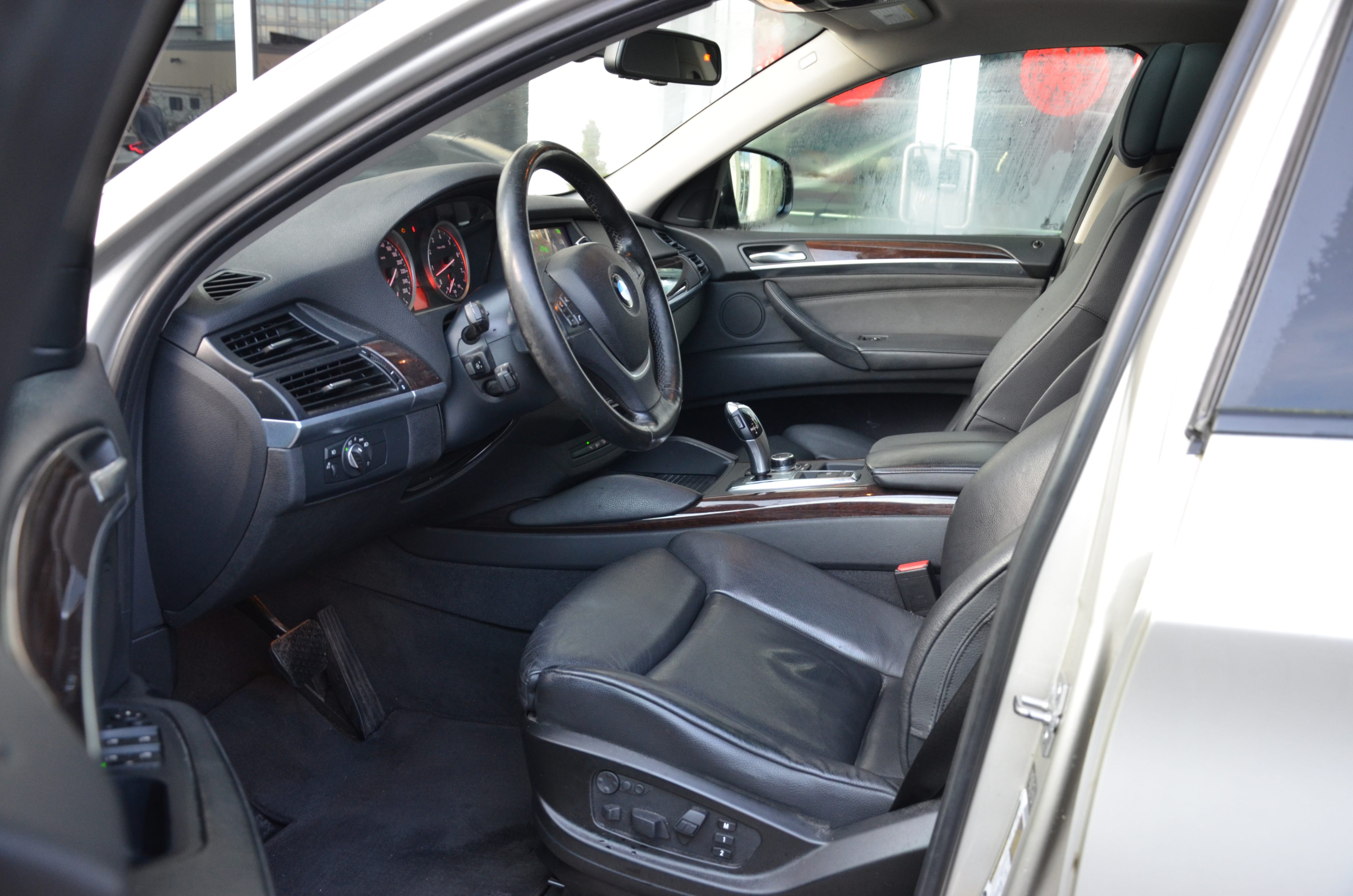 2012 BMW X6 AWD 4dr 35i, 温哥华, 全款车