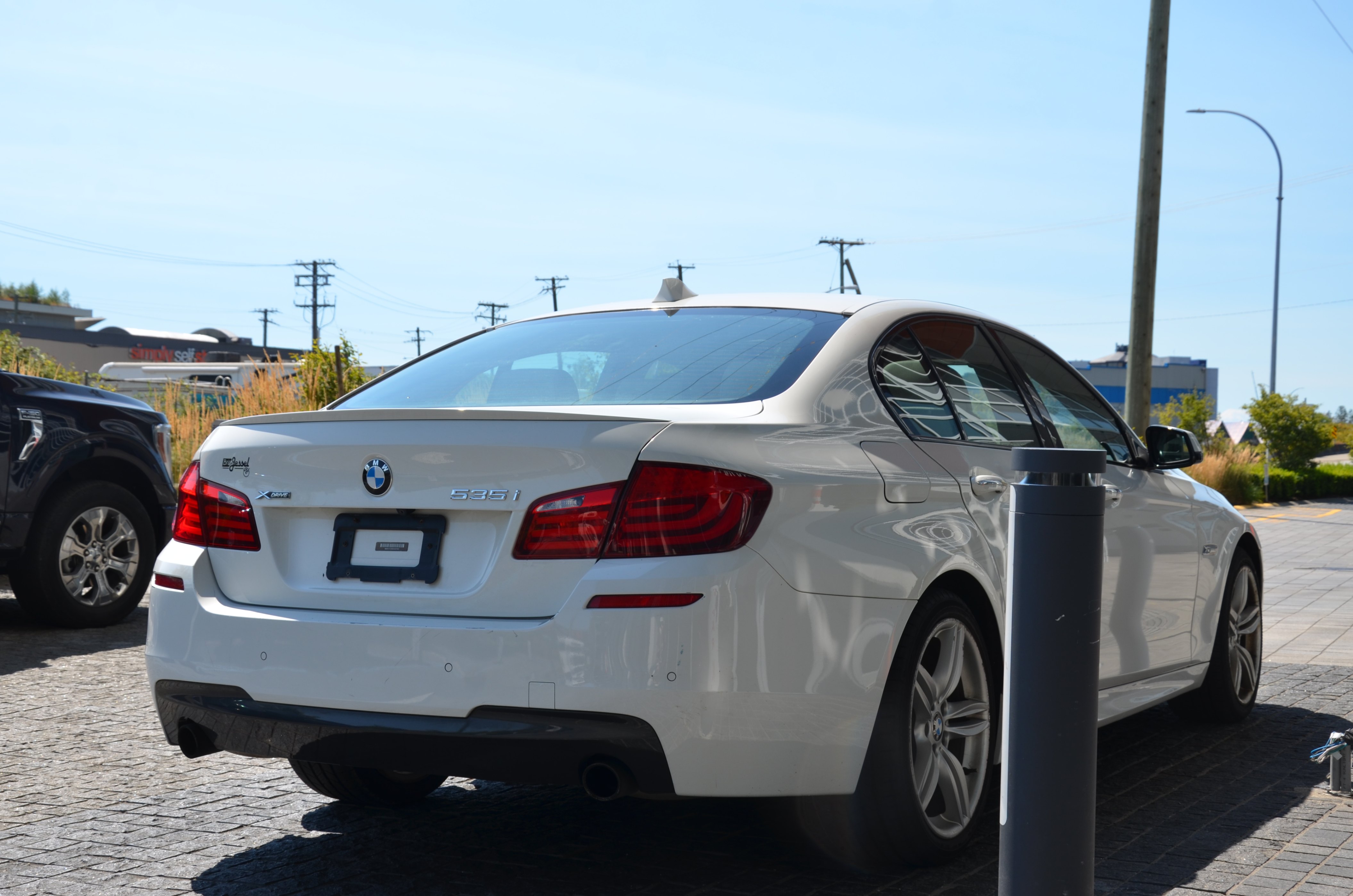 2013 BMW 5 Series 4dr Sdn 535i xDrive AWD, Vancouver, Cash