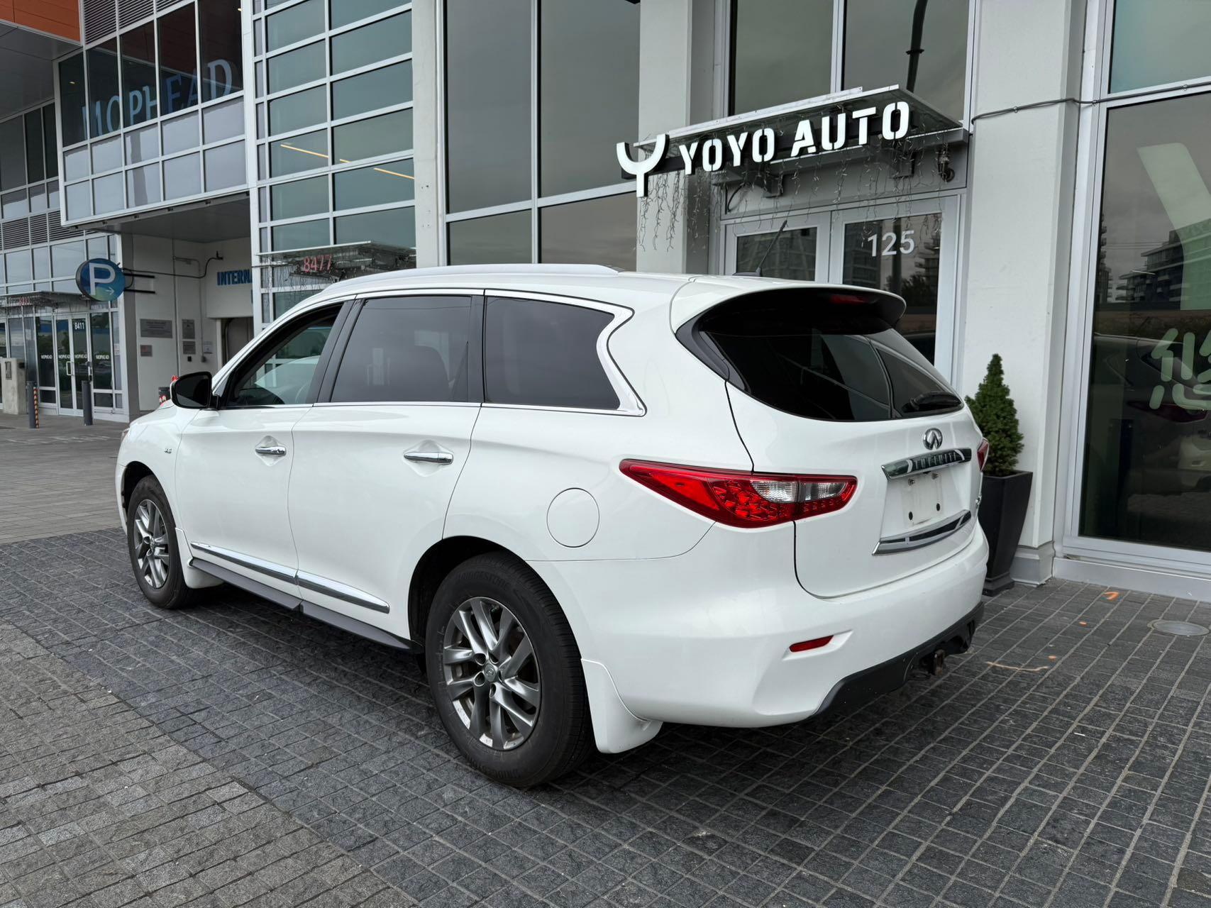 2014 INFINITI QX60 AWD 4dr, Vancouver, Cash