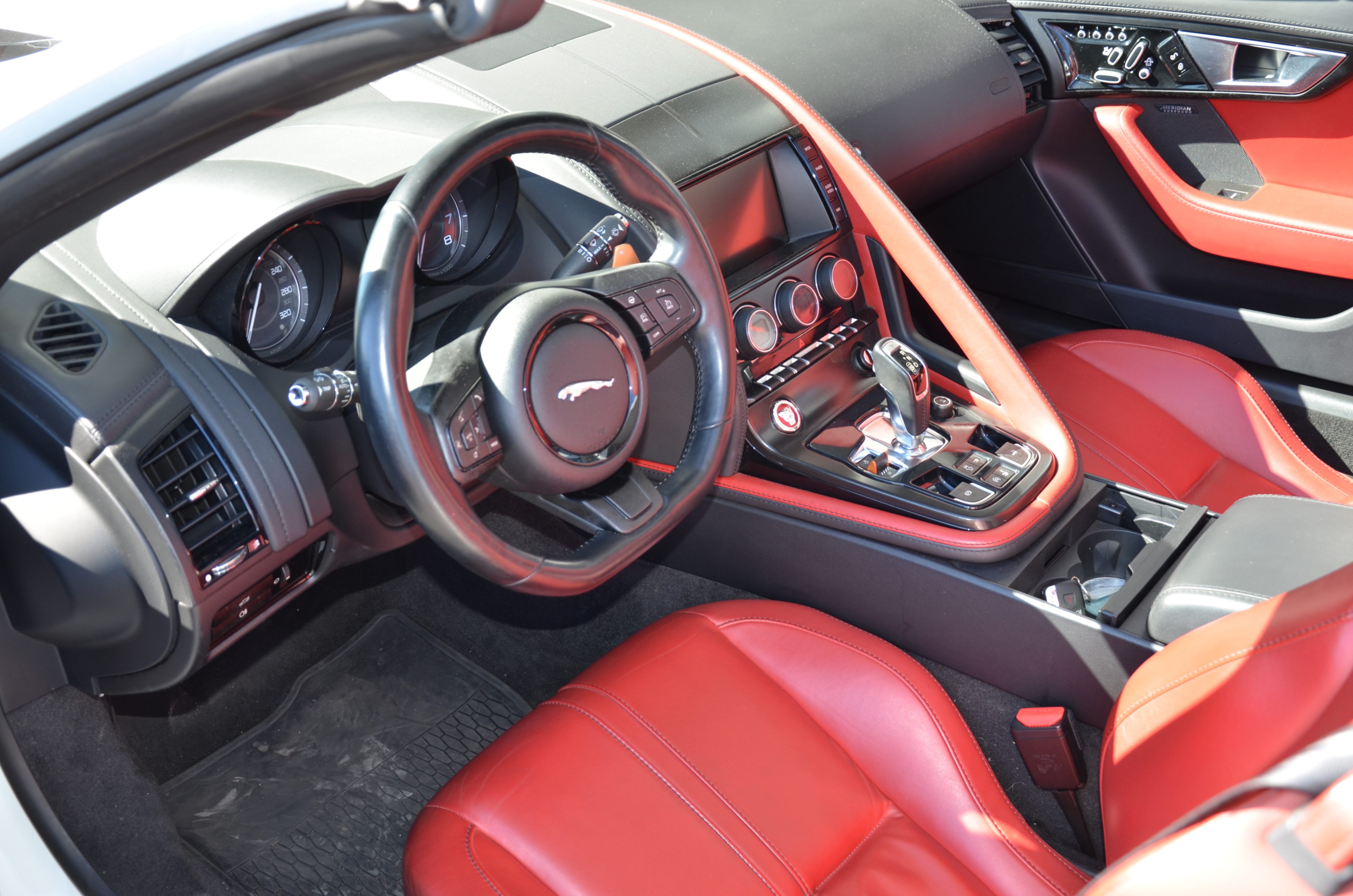 2014 Jaguar F-TYPE 2dr Conv V8 S, Vancouver, Cash