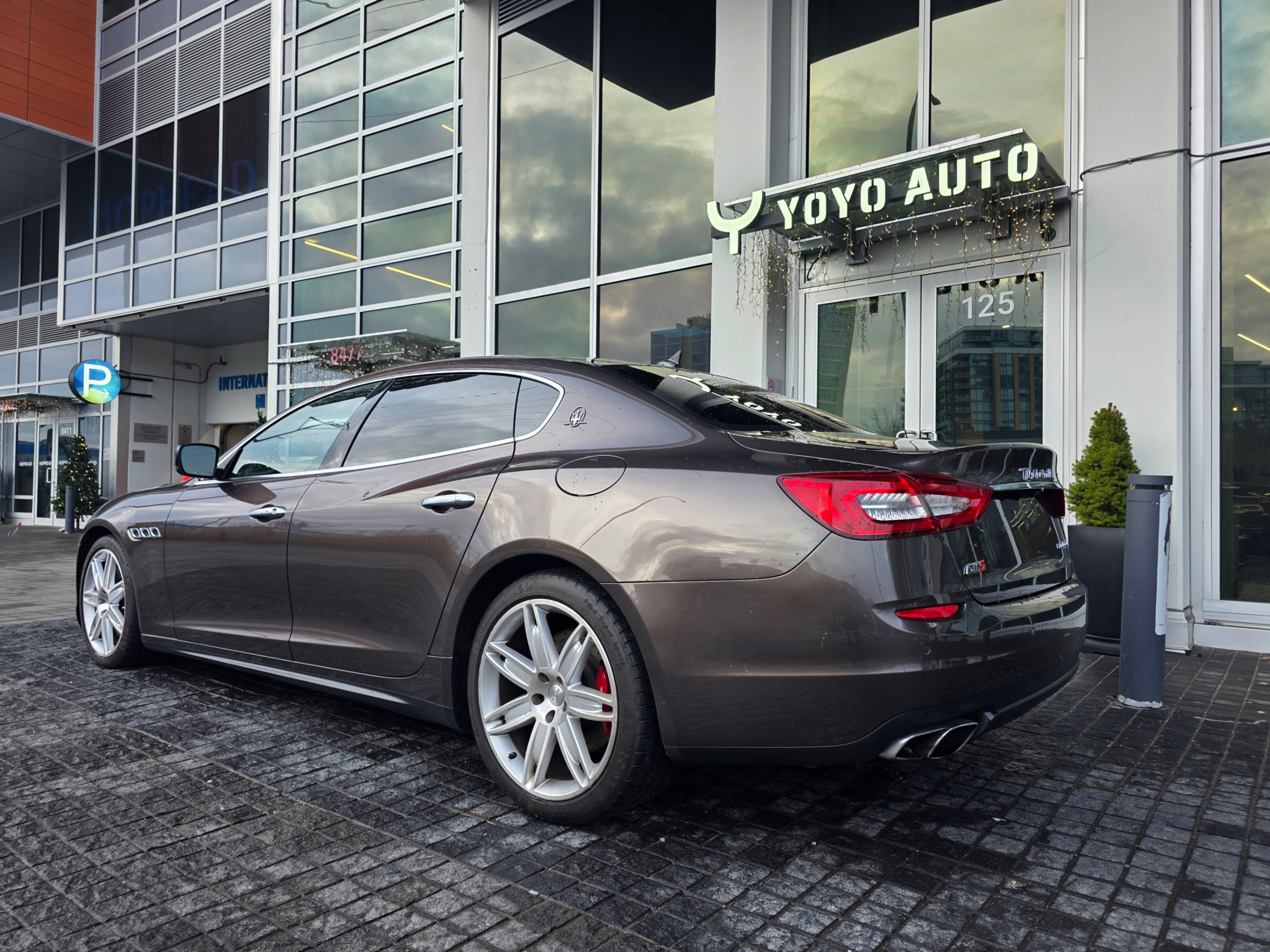 2014 Maserati Quattroporte 4dr Sdn Quattroporte GTS, Vancouver, Cash