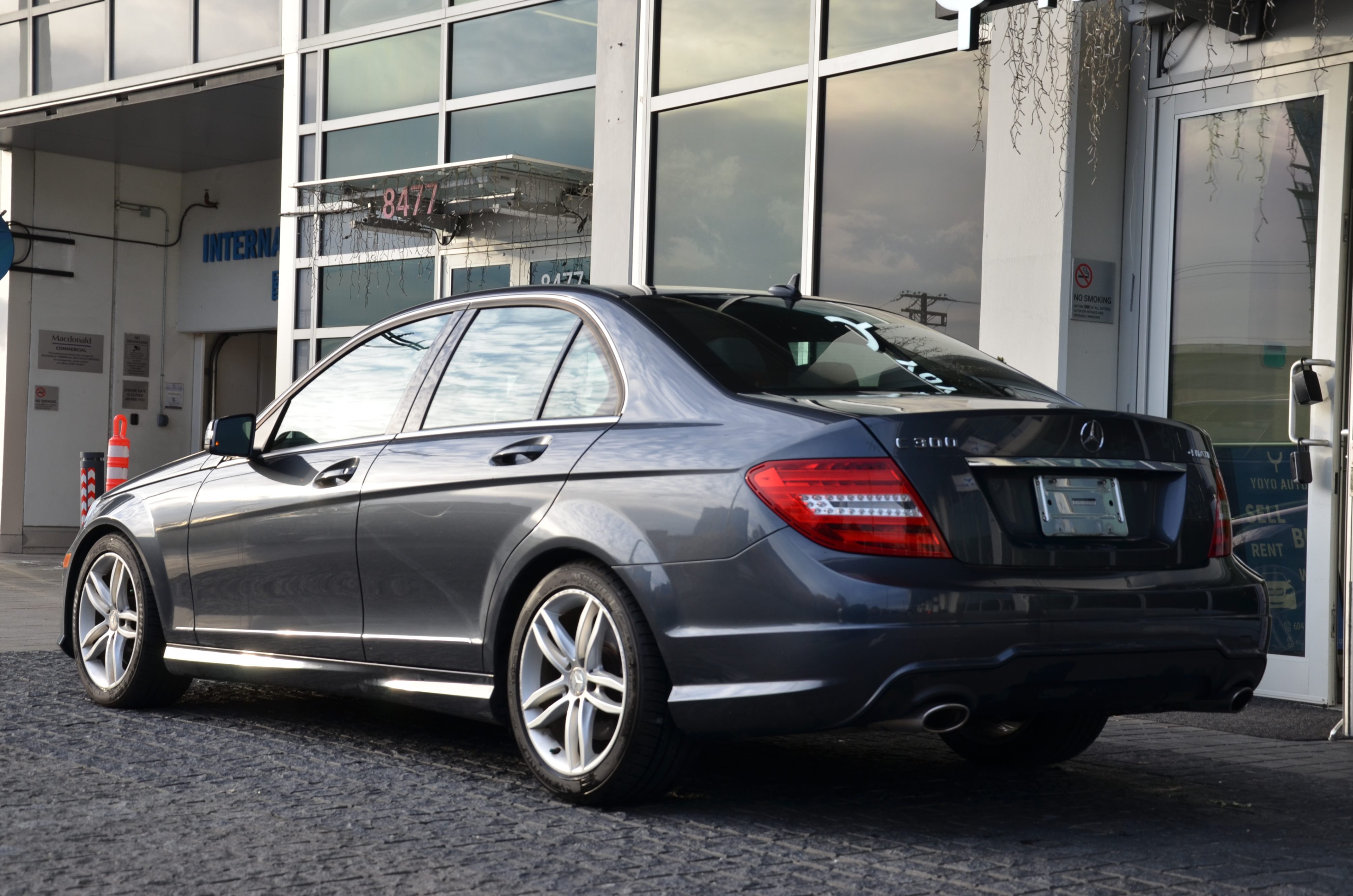 2014 Mercedes-Benz C-Class 4dr Sdn C 300 4MATIC, 温哥华, 全款车