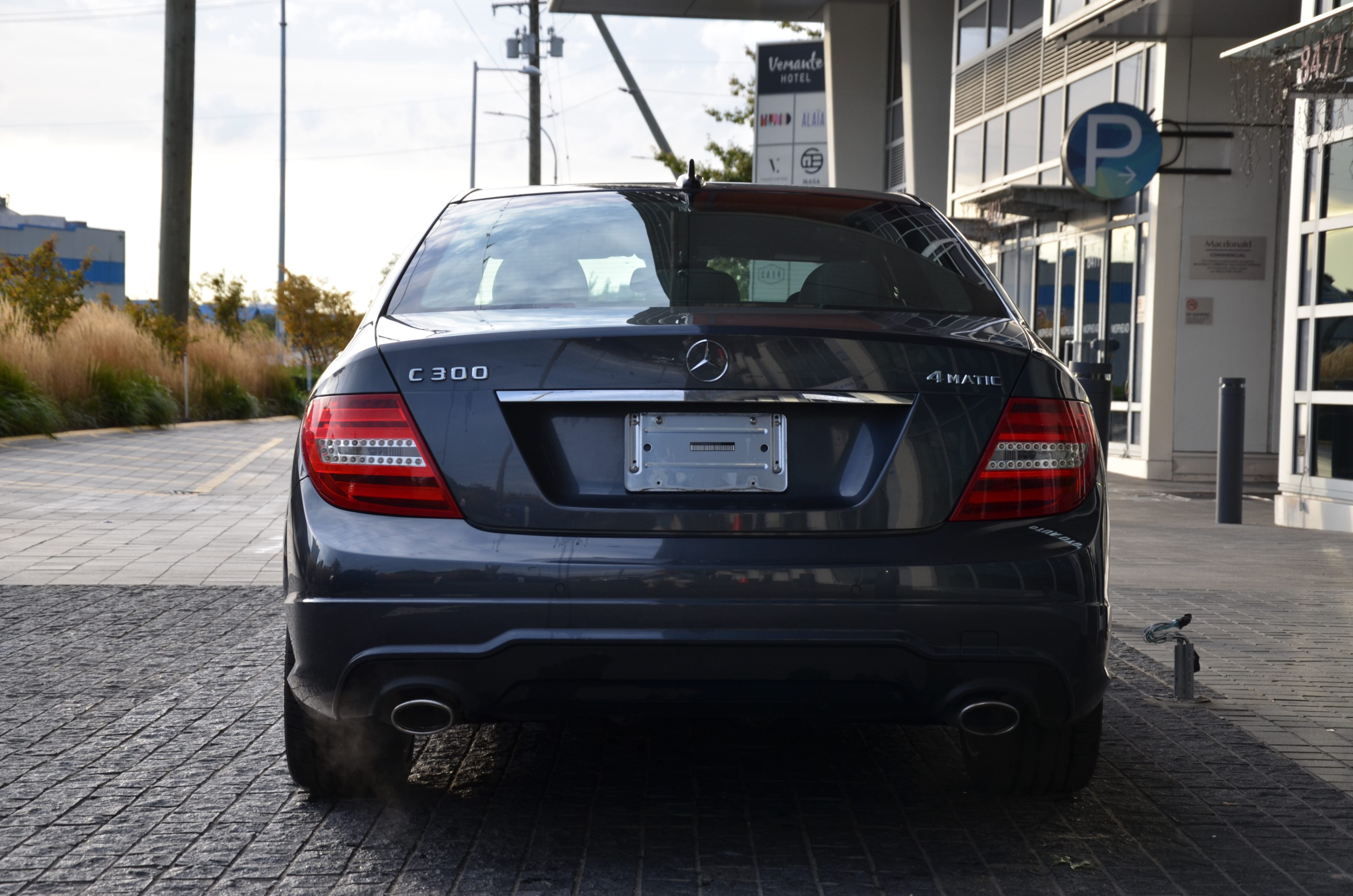 2014 Mercedes-Benz C-Class 4dr Sdn C 300 4MATIC, 温哥华, 全款车