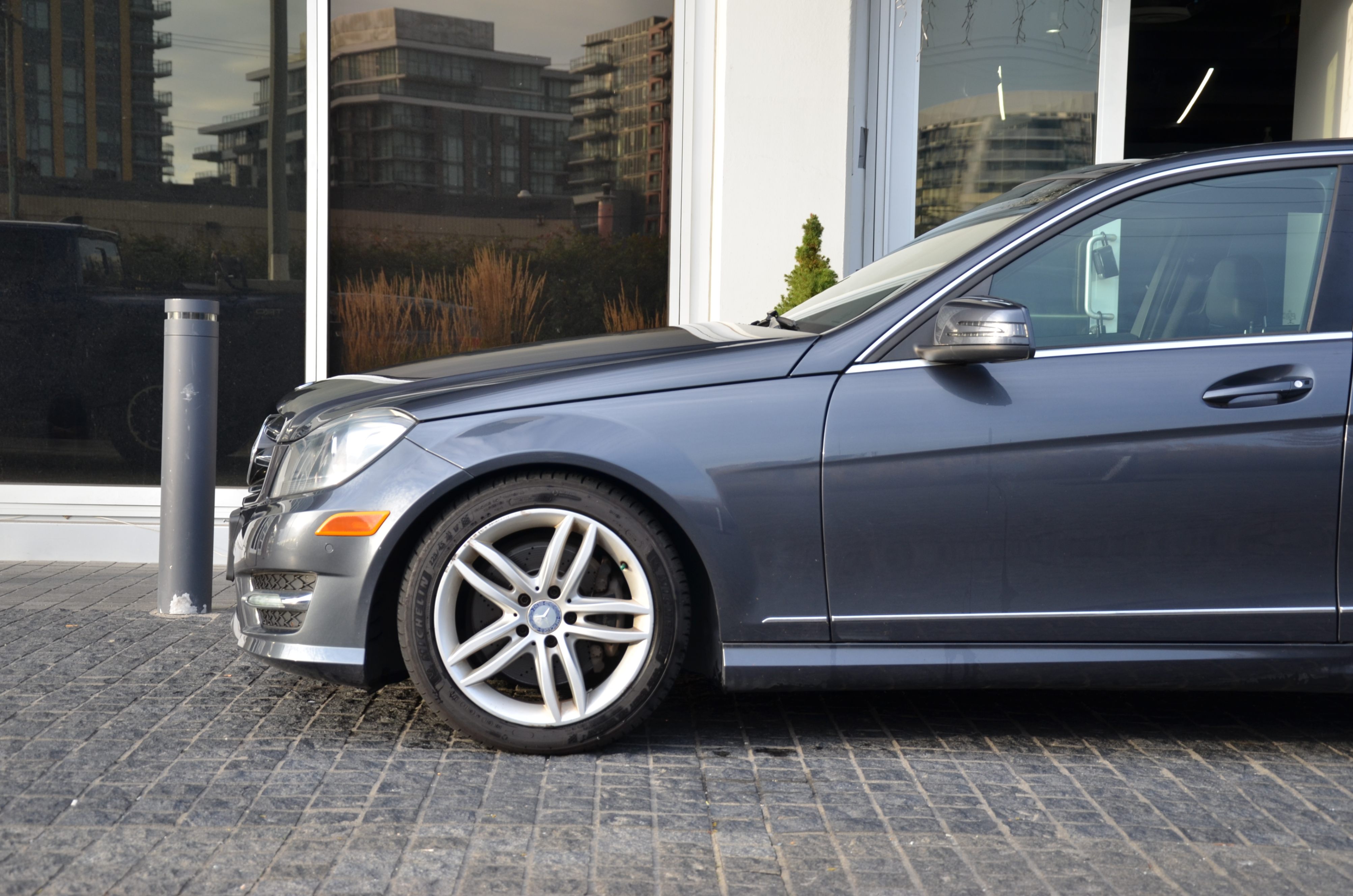 2014 Mercedes-Benz C-Class 4dr Sdn C 300 4MATIC, 温哥华, 全款车
