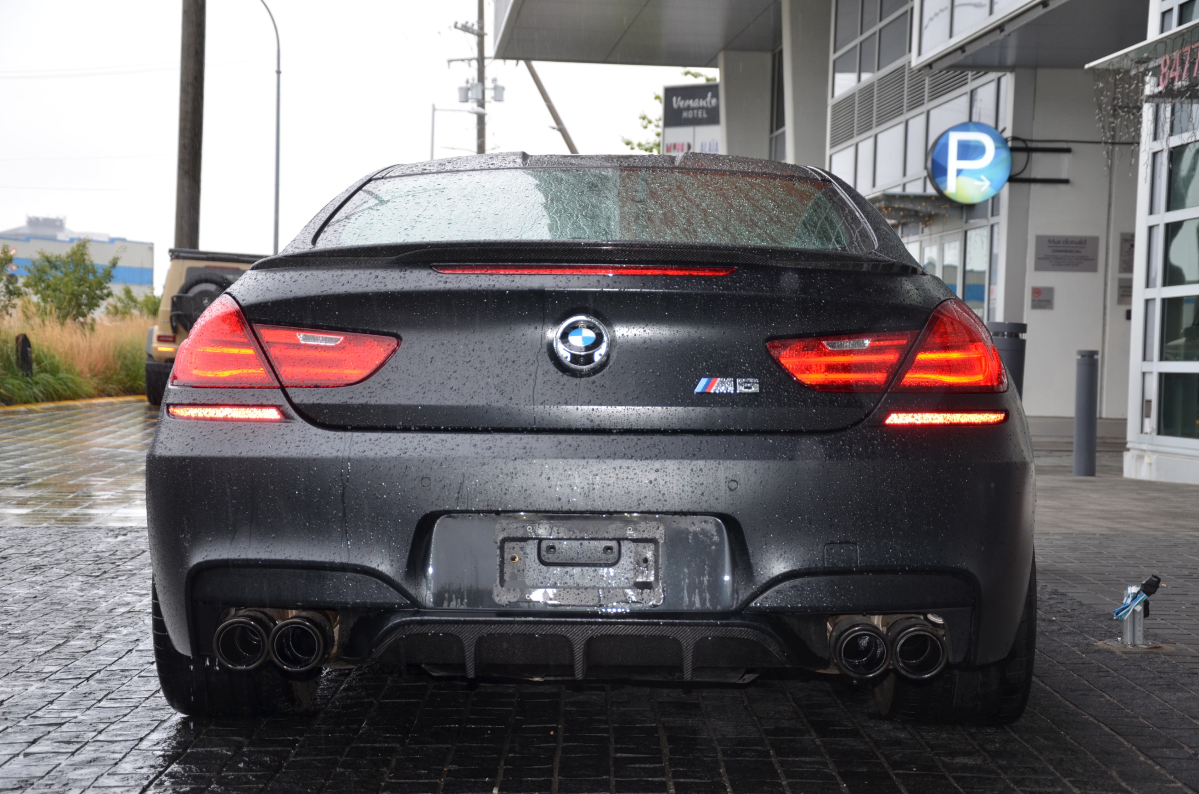 2015 BMW M6 2dr Cpe, Vancouver, Cash
