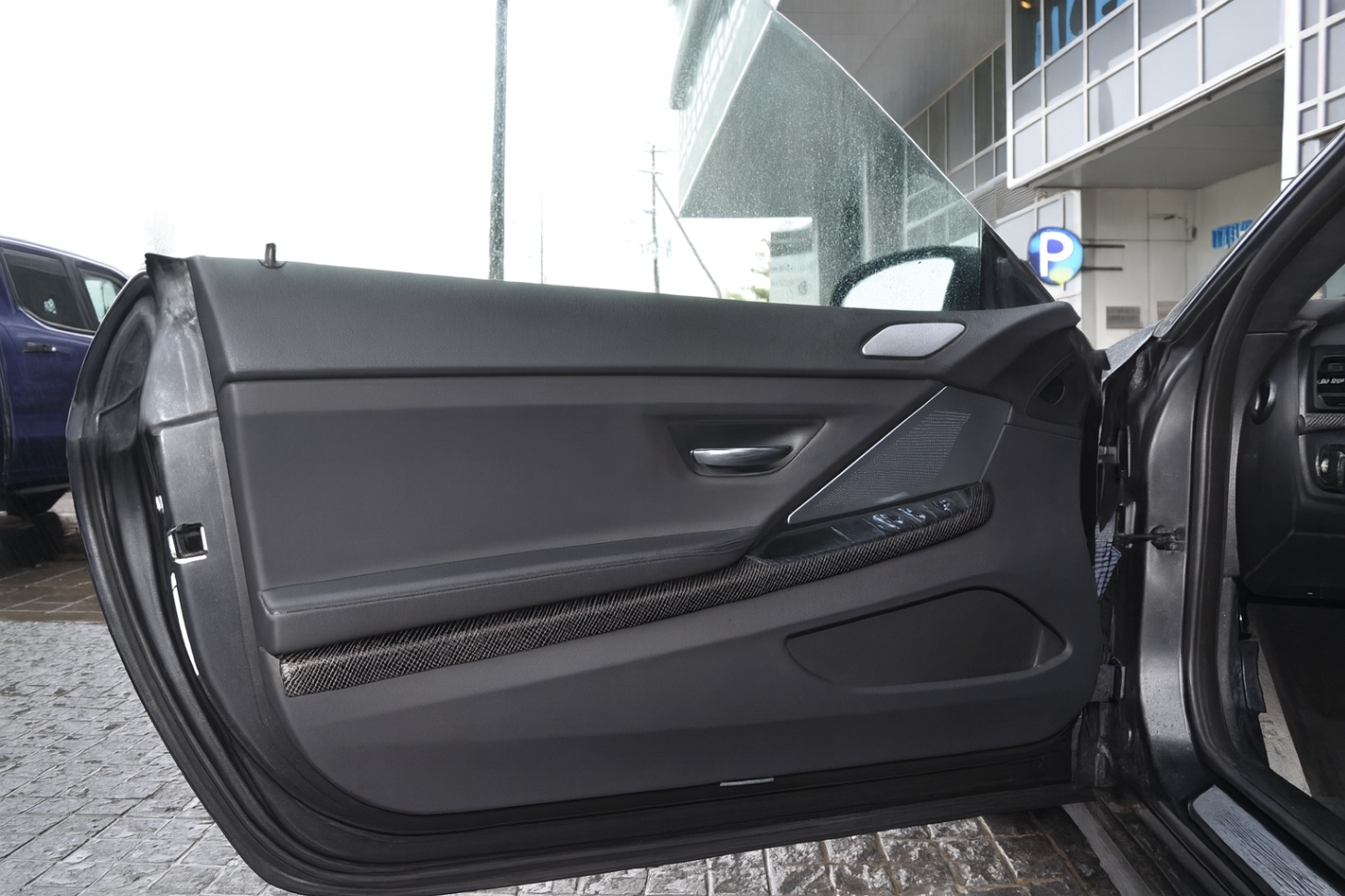 2015 BMW M6 2dr Cpe, Vancouver, Cash