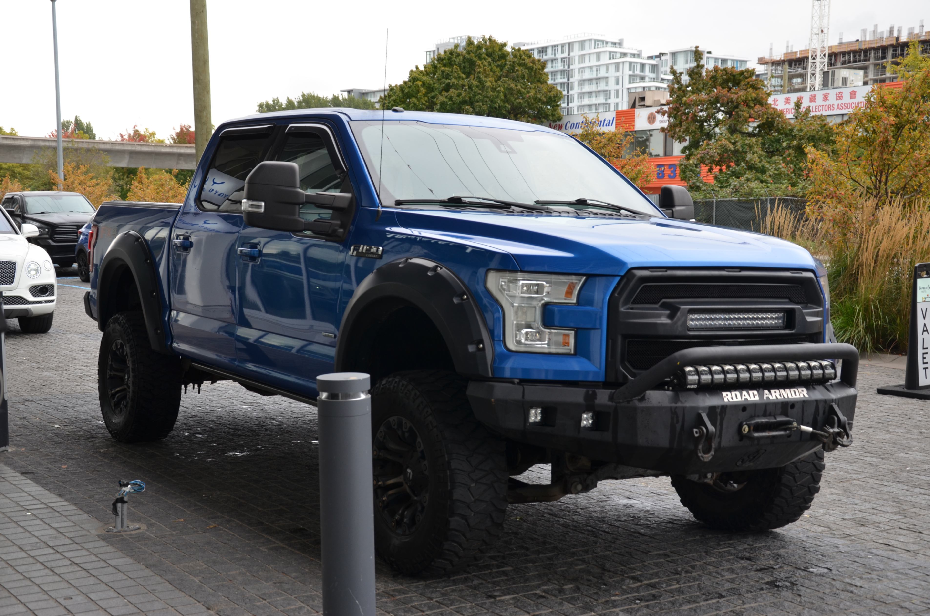 2015 Ford F-150 4WD SuperCrew 145" Lariat, 温哥华, 全款车