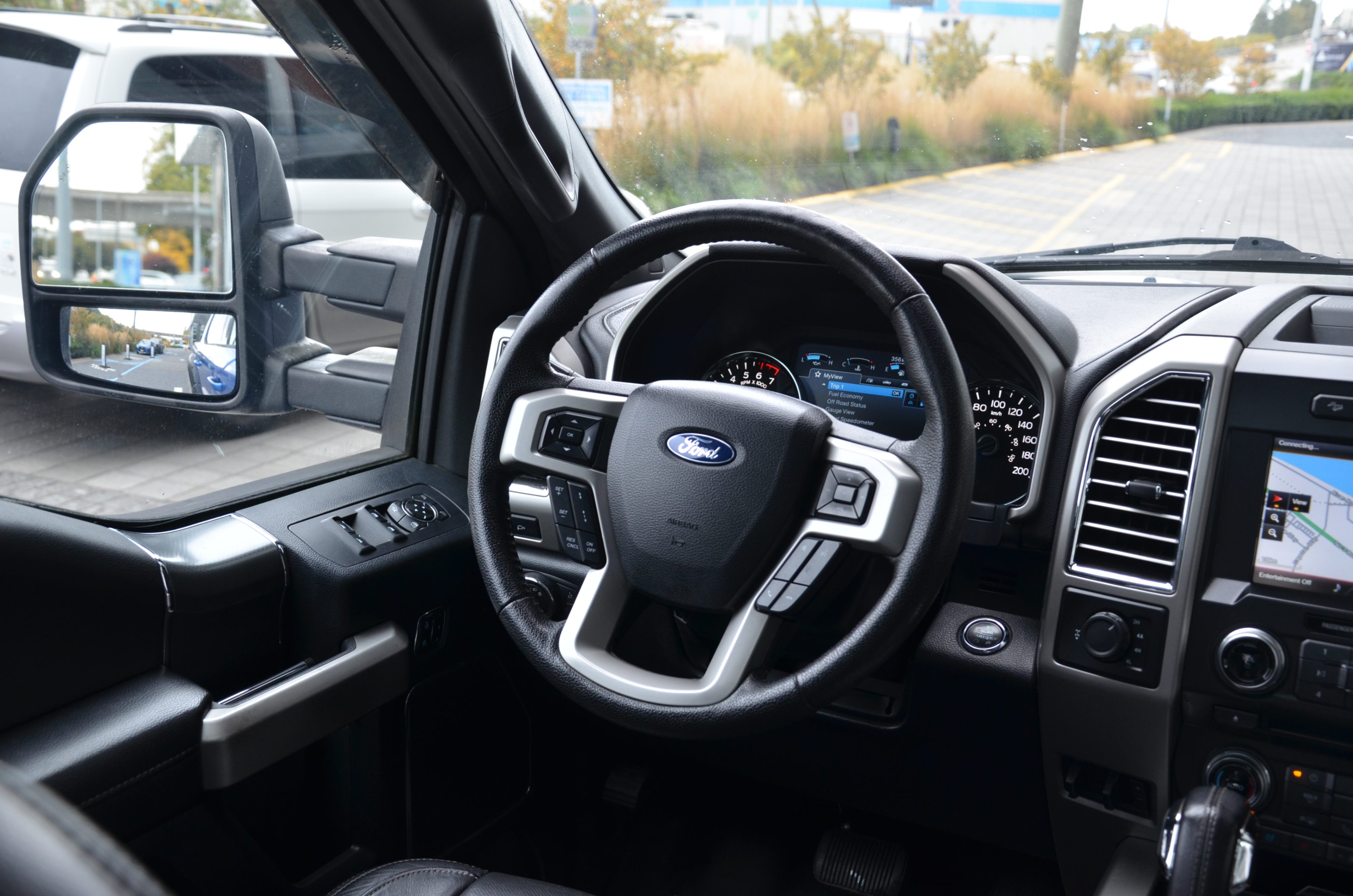 2015 Ford F-150 4WD SuperCrew 145" Lariat, 温哥华, 全款车