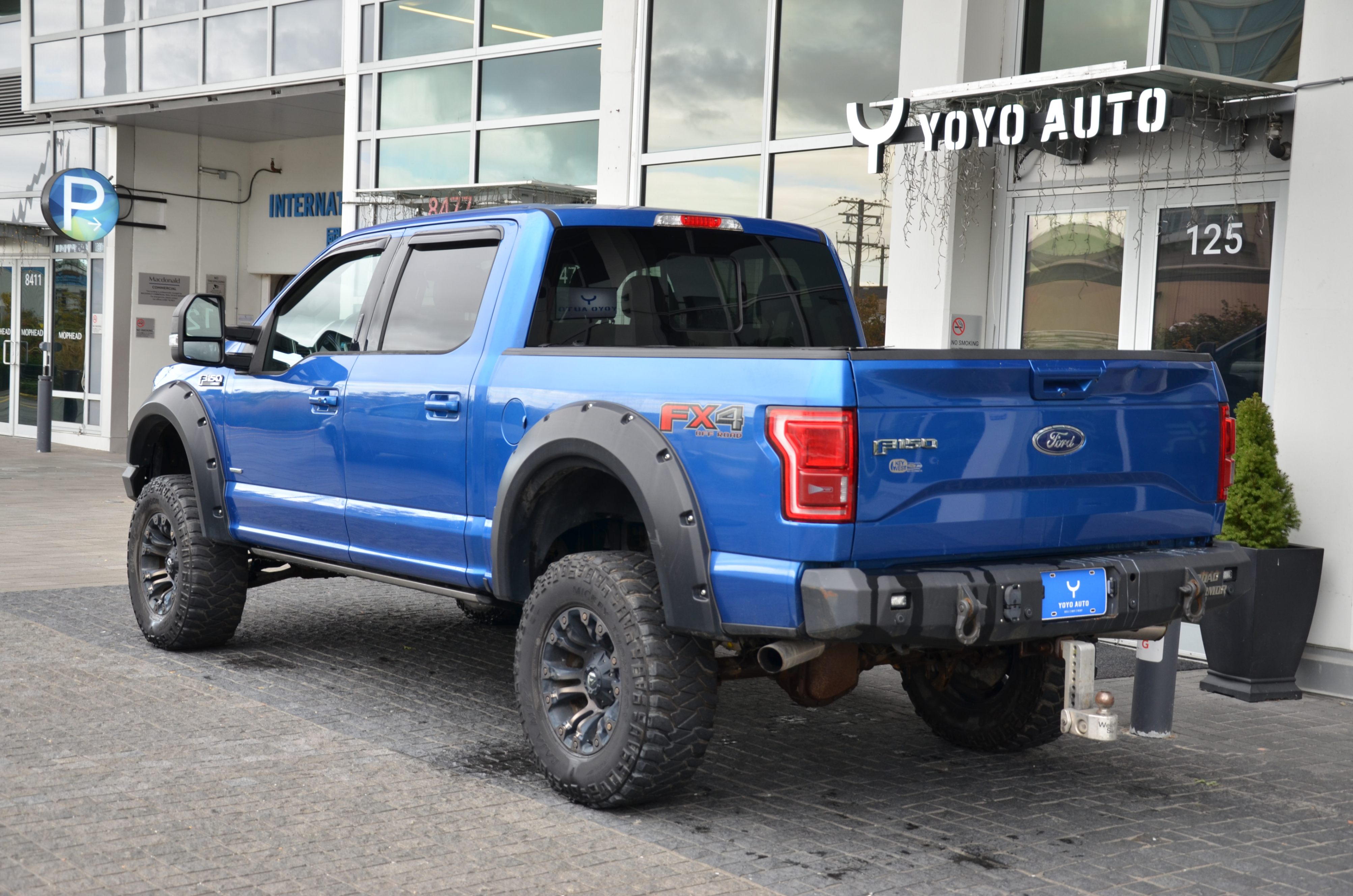 2015 Ford F-150 4WD SuperCrew 145" Lariat, 温哥华, 全款车