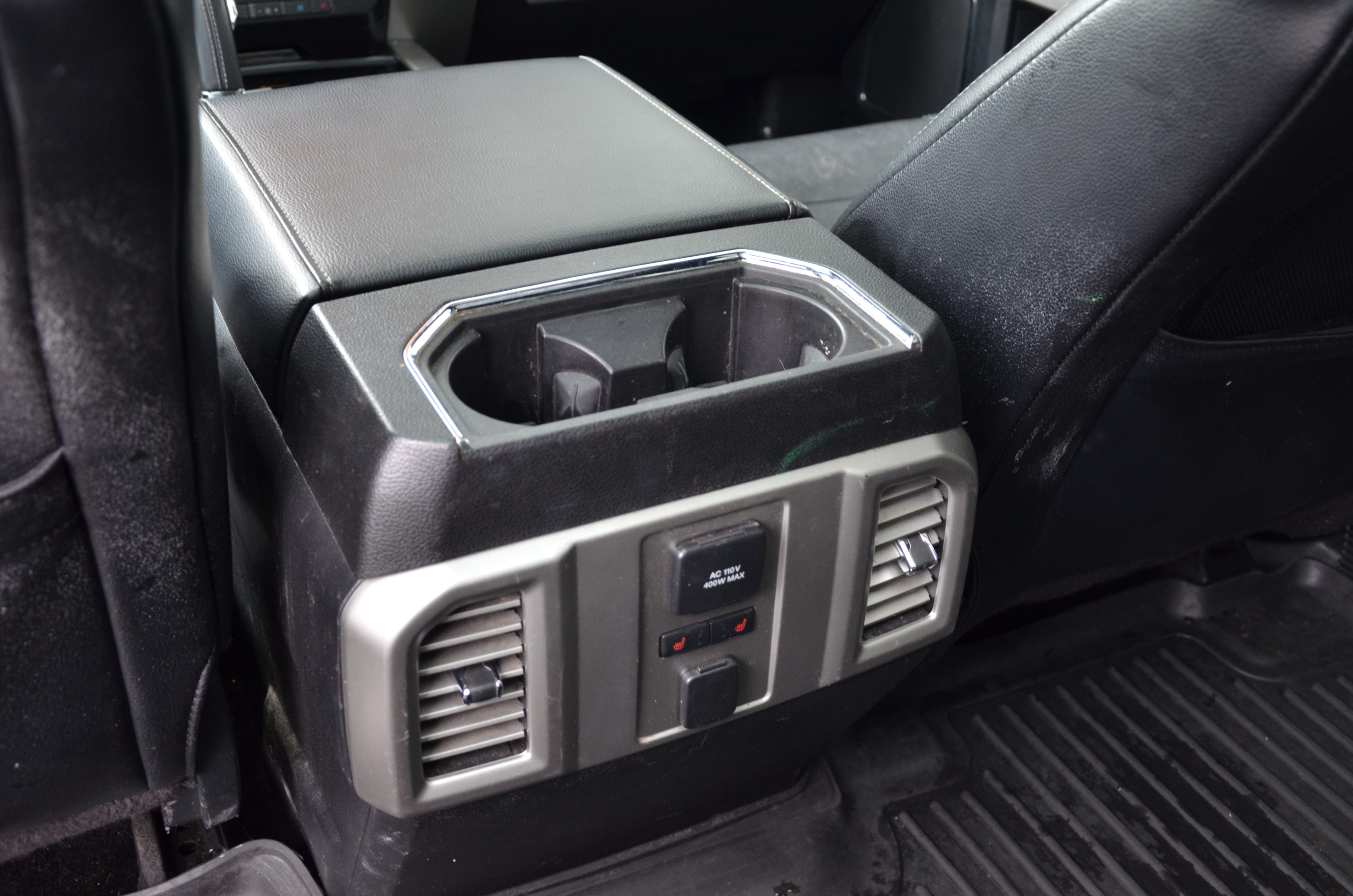 2015 Ford F-150 4WD SuperCrew 145" Lariat, 温哥华, 全款车