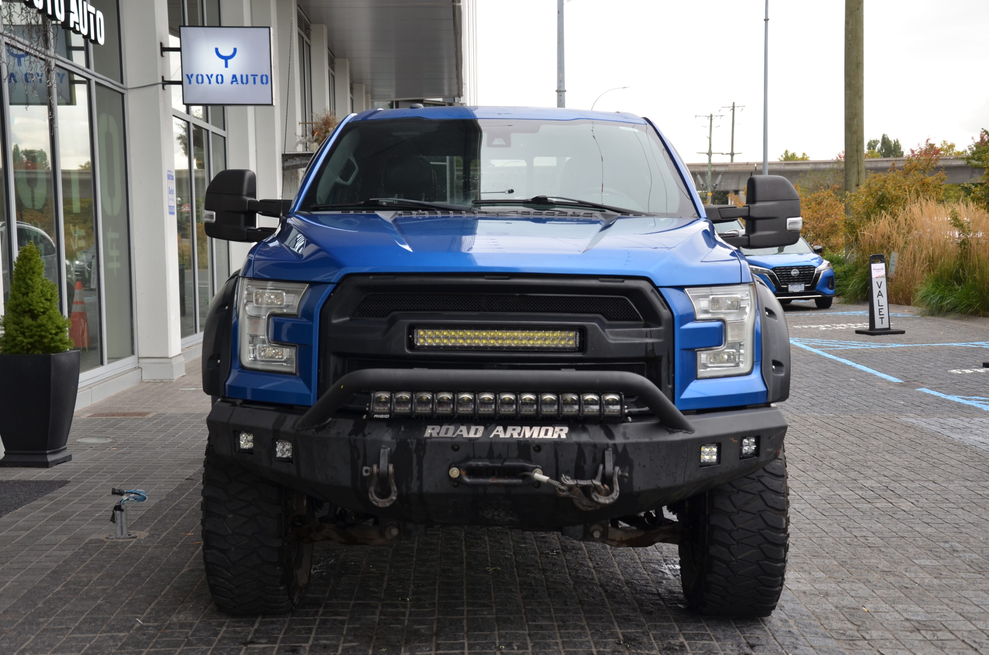 2015 Ford F-150 4WD SuperCrew 145" Lariat, 温哥华, 全款车