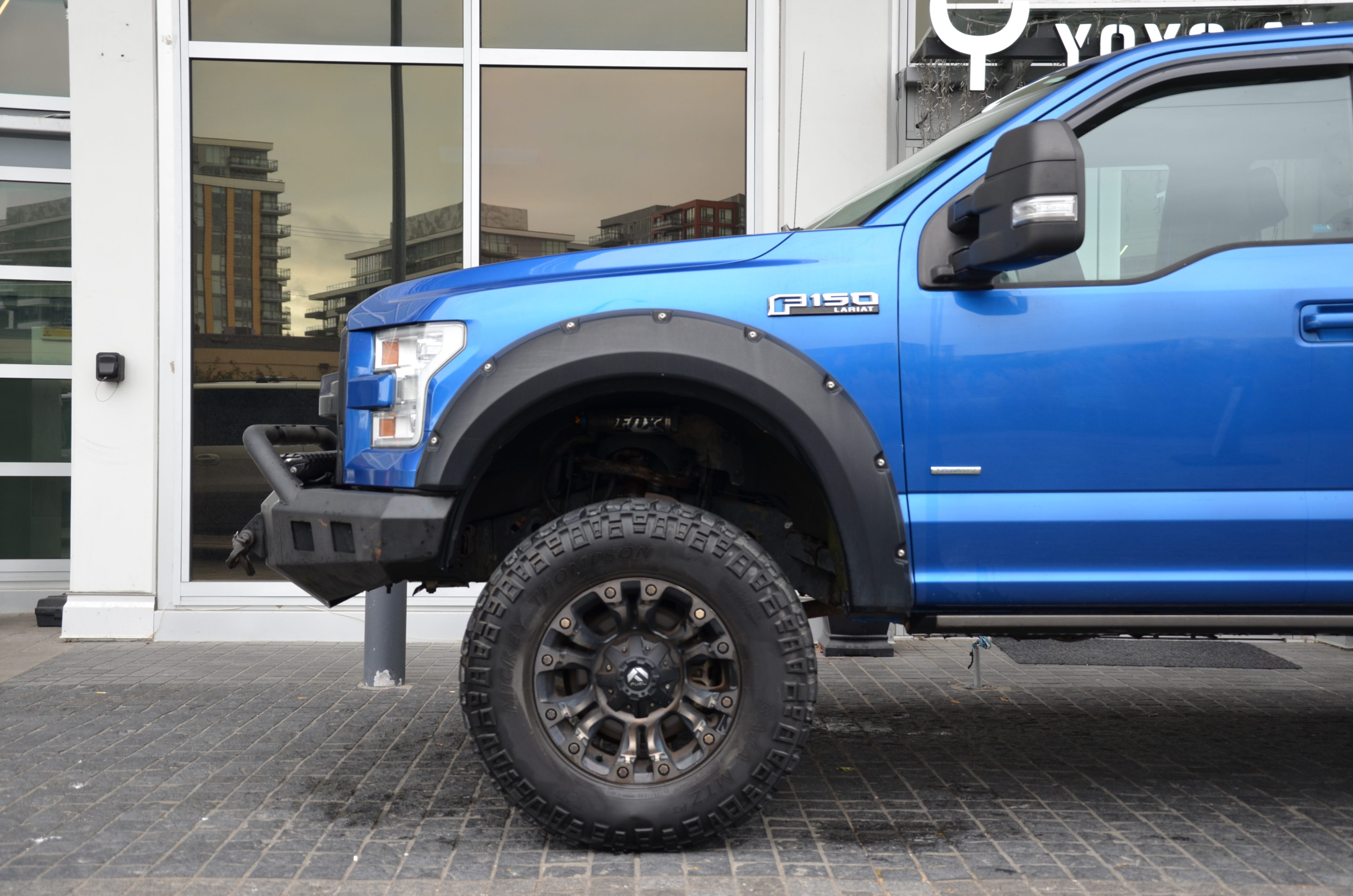 2015 Ford F-150 4WD SuperCrew 145" Lariat, 温哥华, 全款车