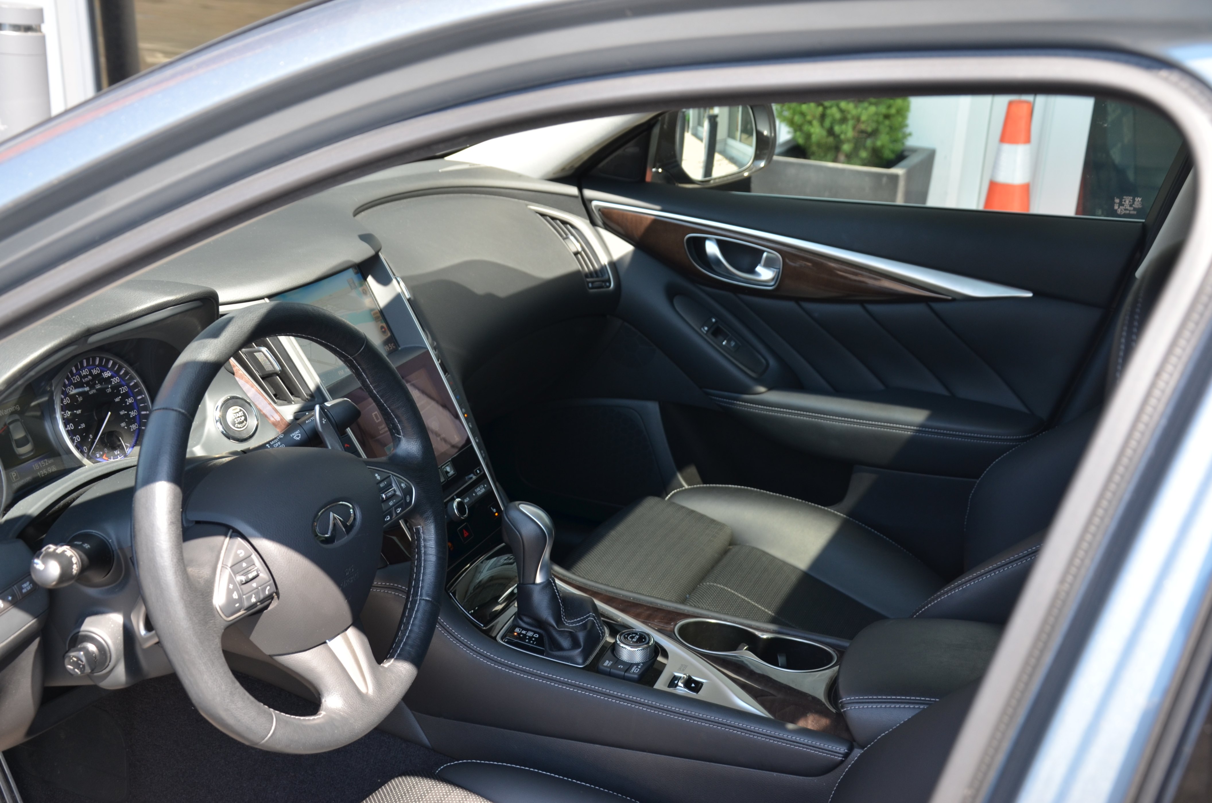 2015 INFINITI Q50 4dr Sdn Sport AWD, Vancouver, Cash
