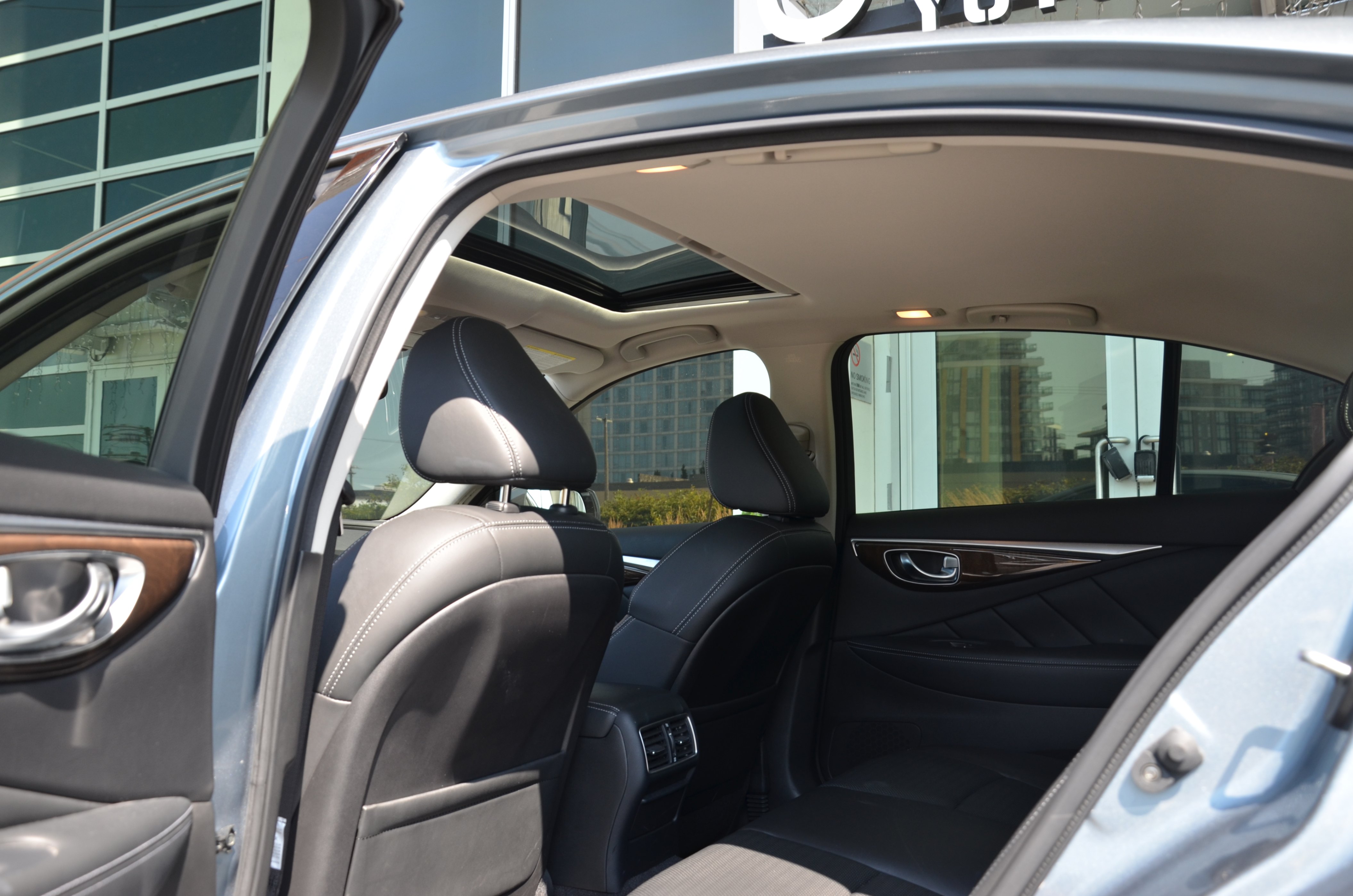 2015 INFINITI Q50 4dr Sdn Sport AWD, Vancouver, Cash