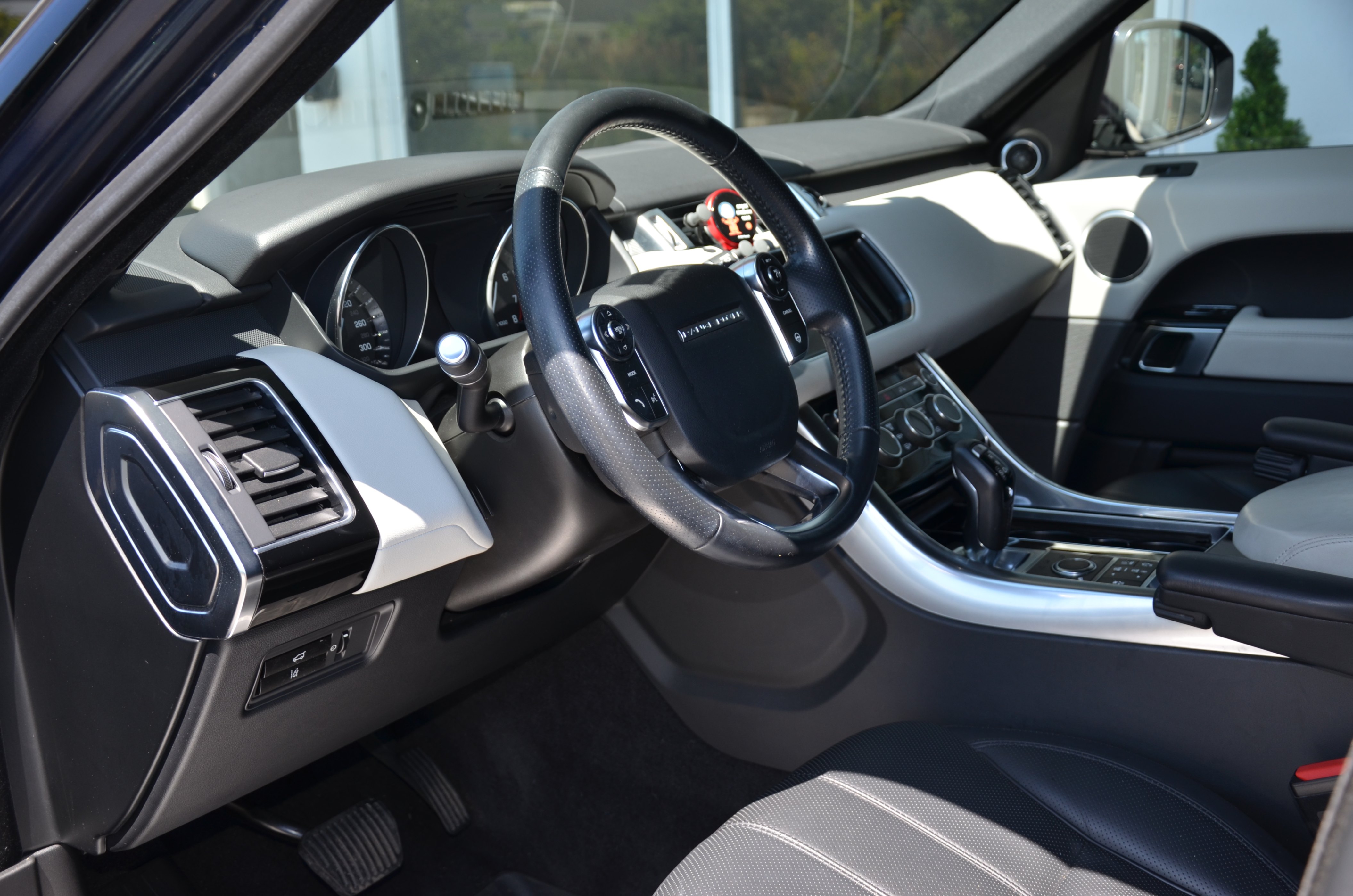 2015 Land Rover Range Rover Sport 4WD 4dr V6 HSE, Vancouver, Cash